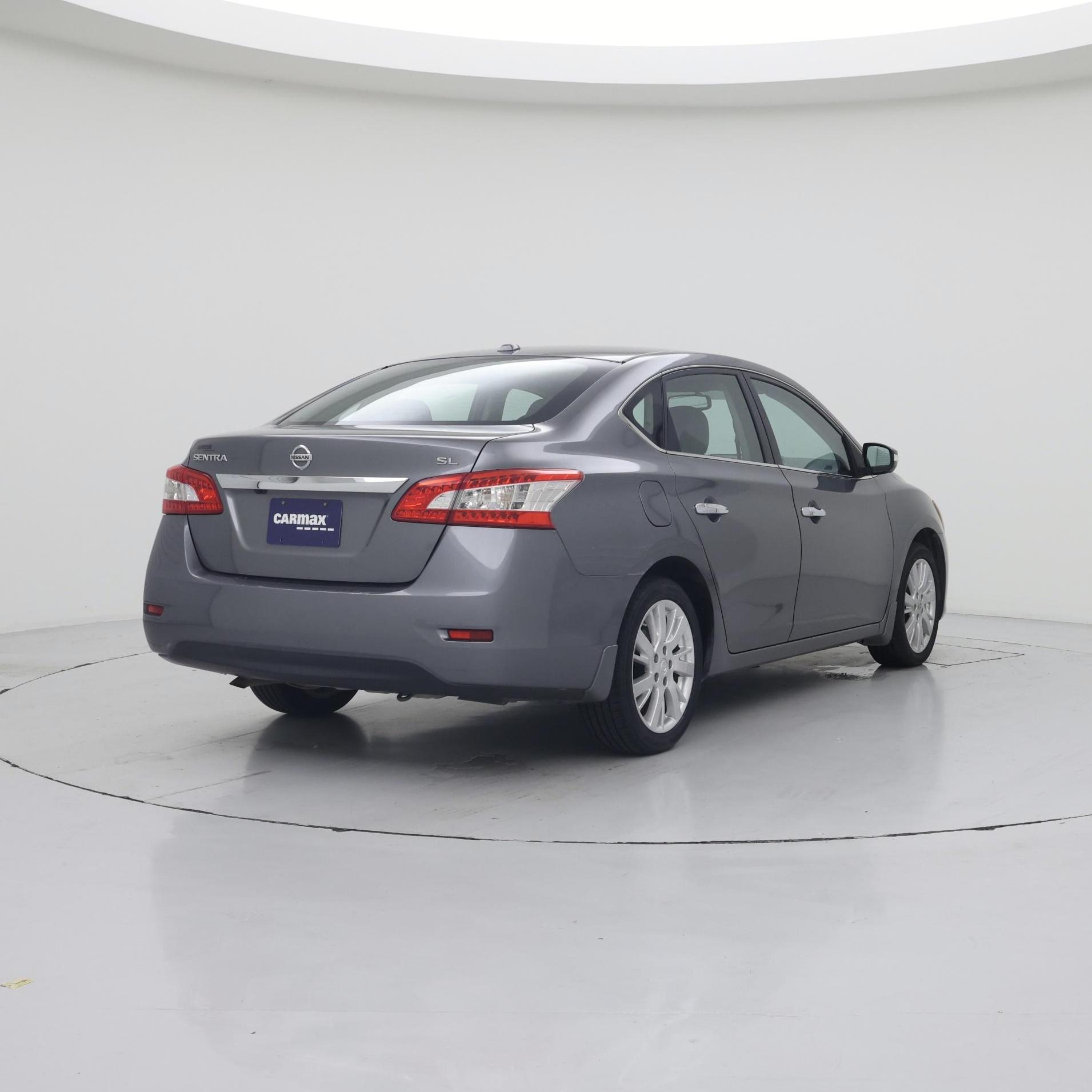 Thumbnail: 2015 Nissan Sentra - 8