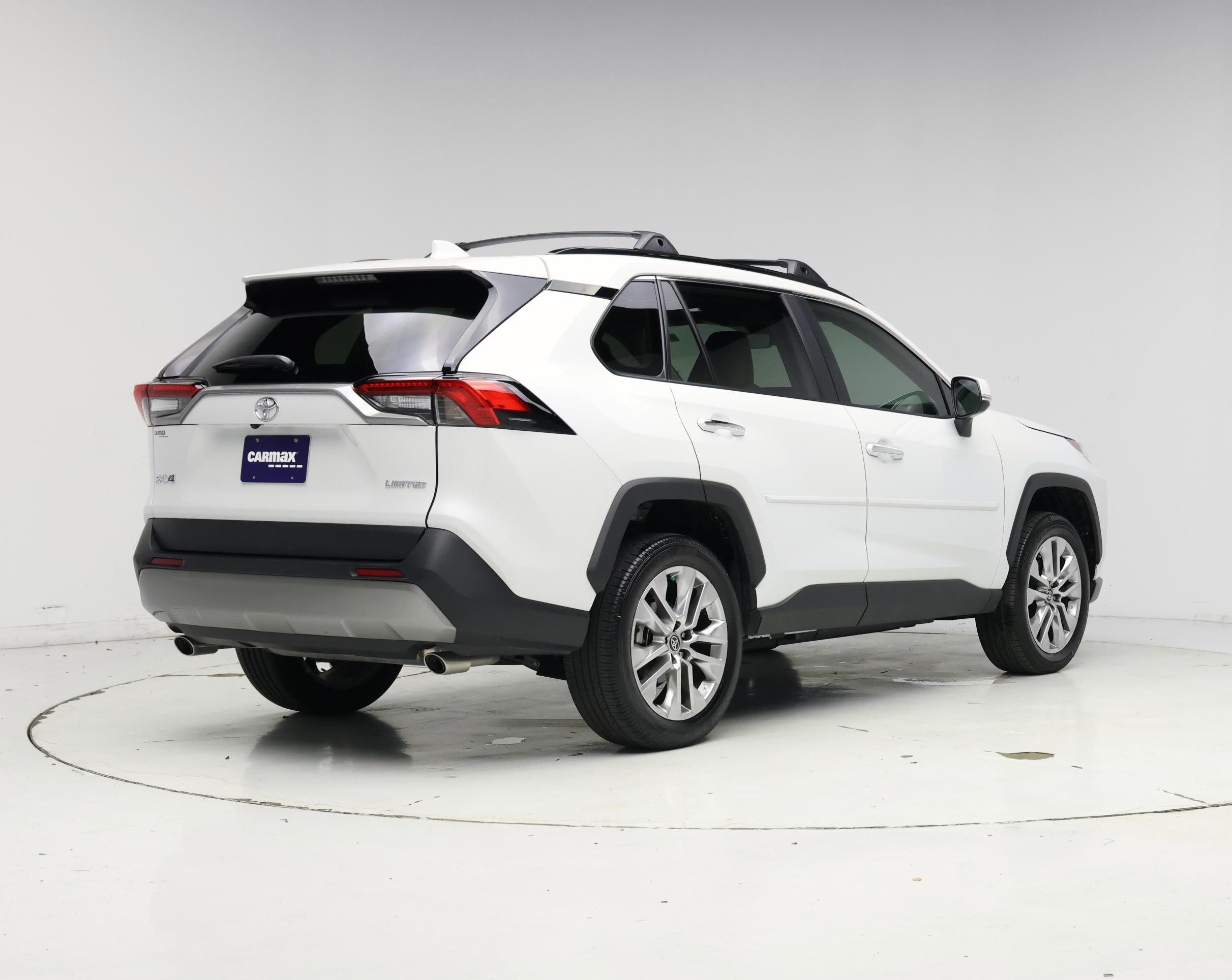 Thumbnail: 2025 Toyota RAV4 - 8