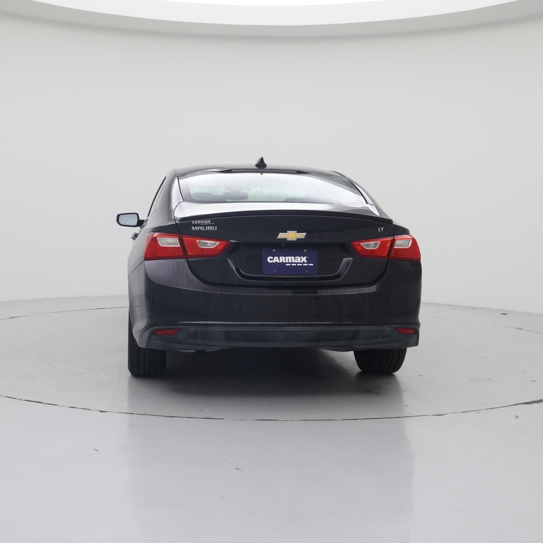 Thumbnail: 2018 Chevrolet Malibu - 6