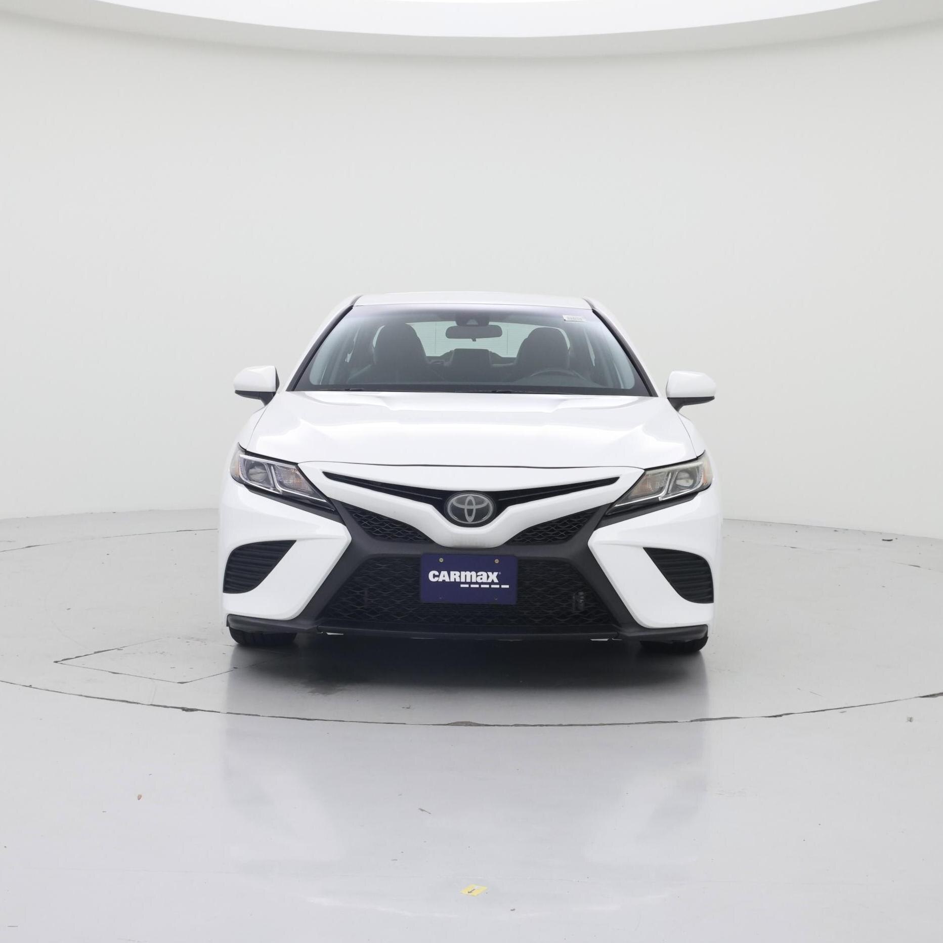 Thumbnail: 2019 Toyota Camry - 5
