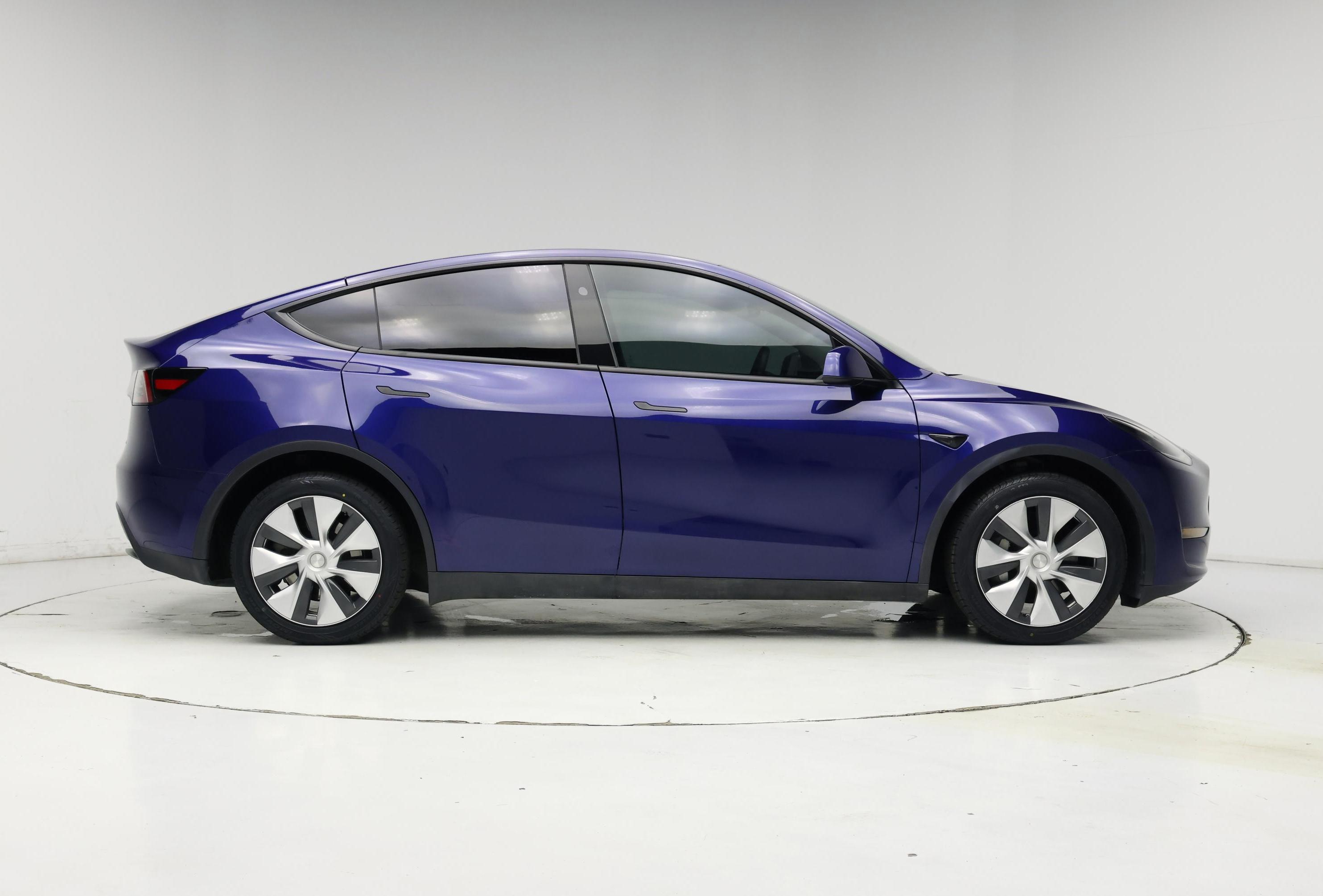 Thumbnail: 2023 Tesla Model Y - 7