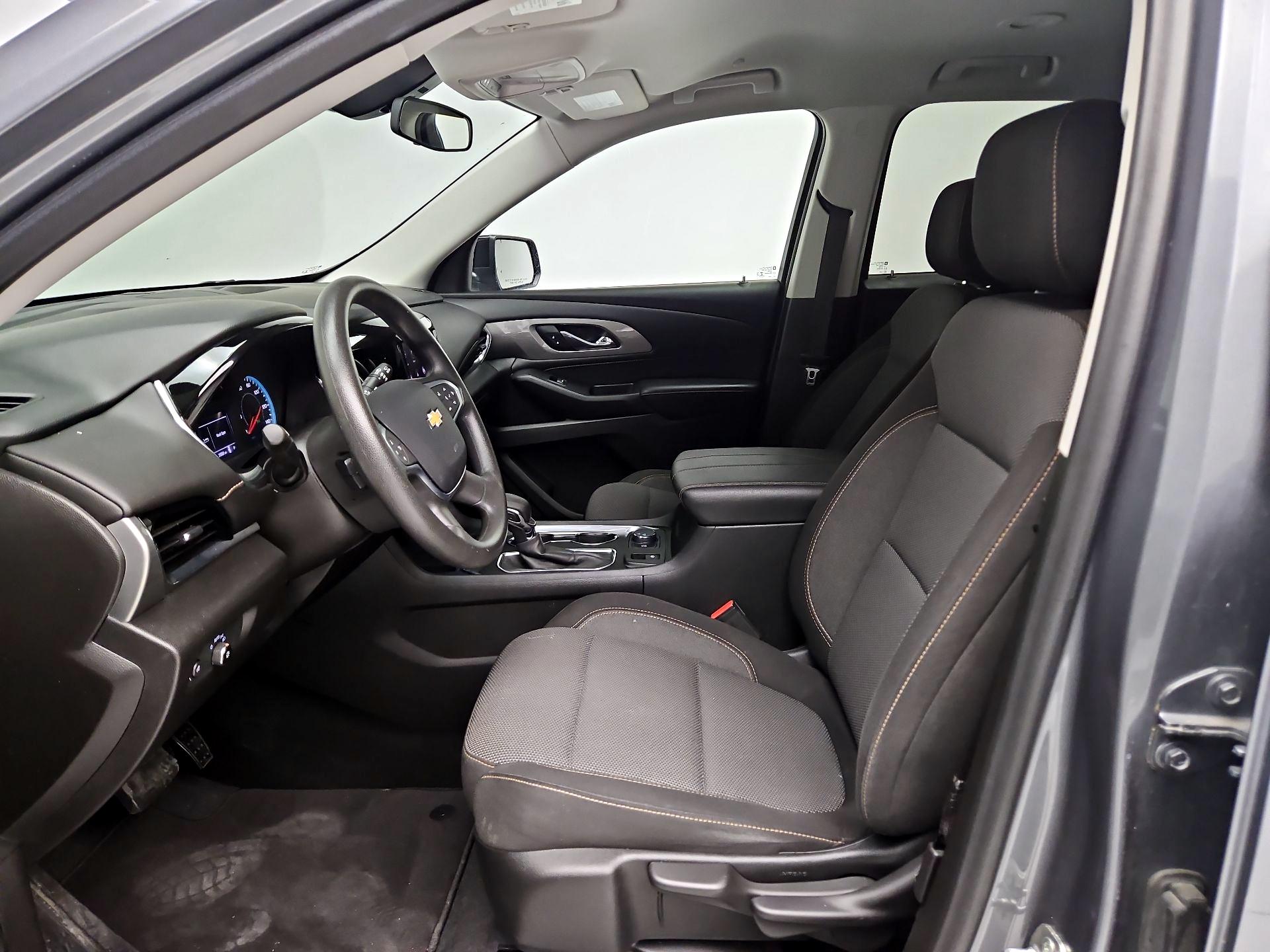 Thumbnail: 2021 Chevrolet Traverse - 11