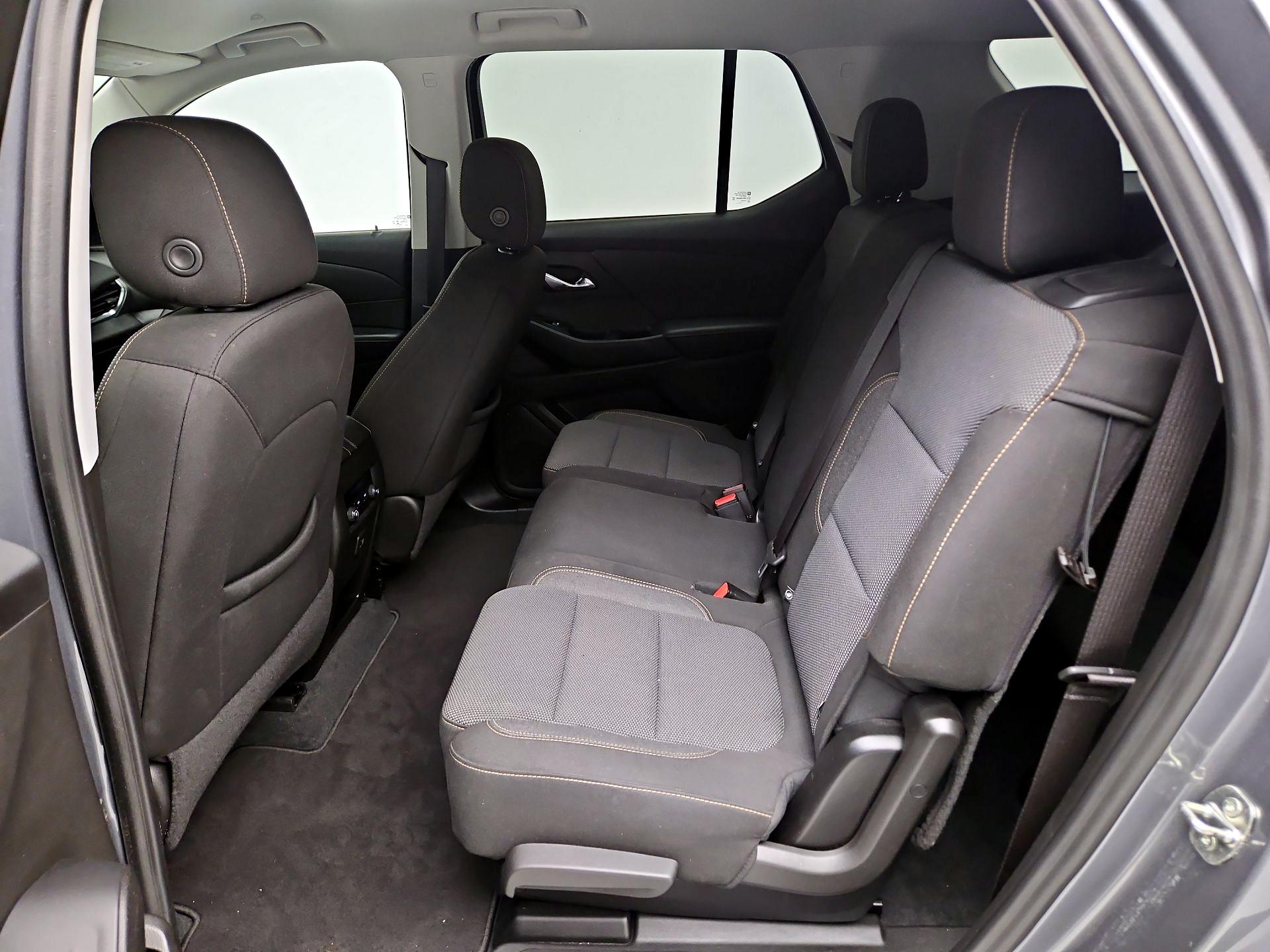 Thumbnail: 2021 Chevrolet Traverse - 19
