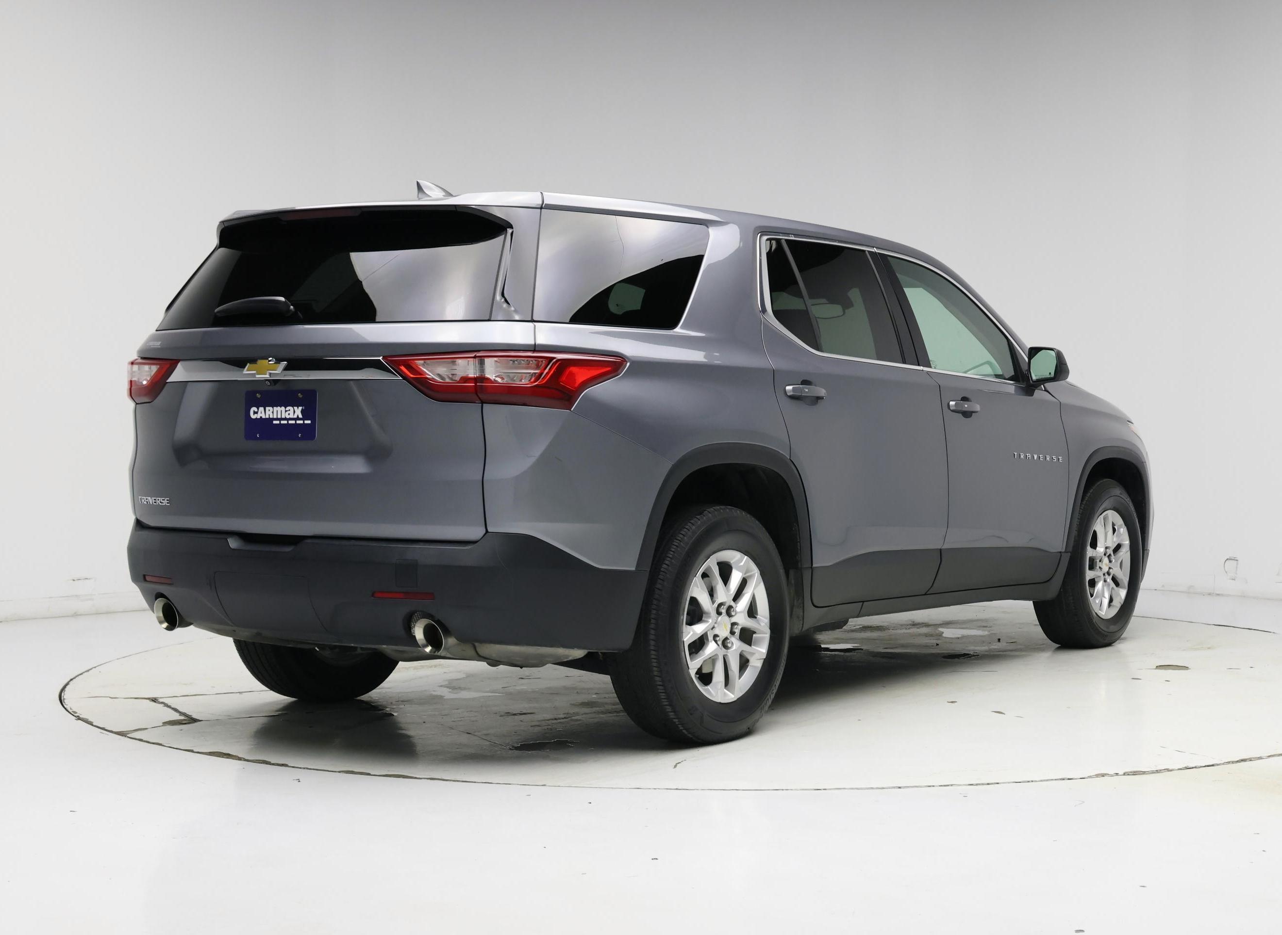 Thumbnail: 2021 Chevrolet Traverse - 8