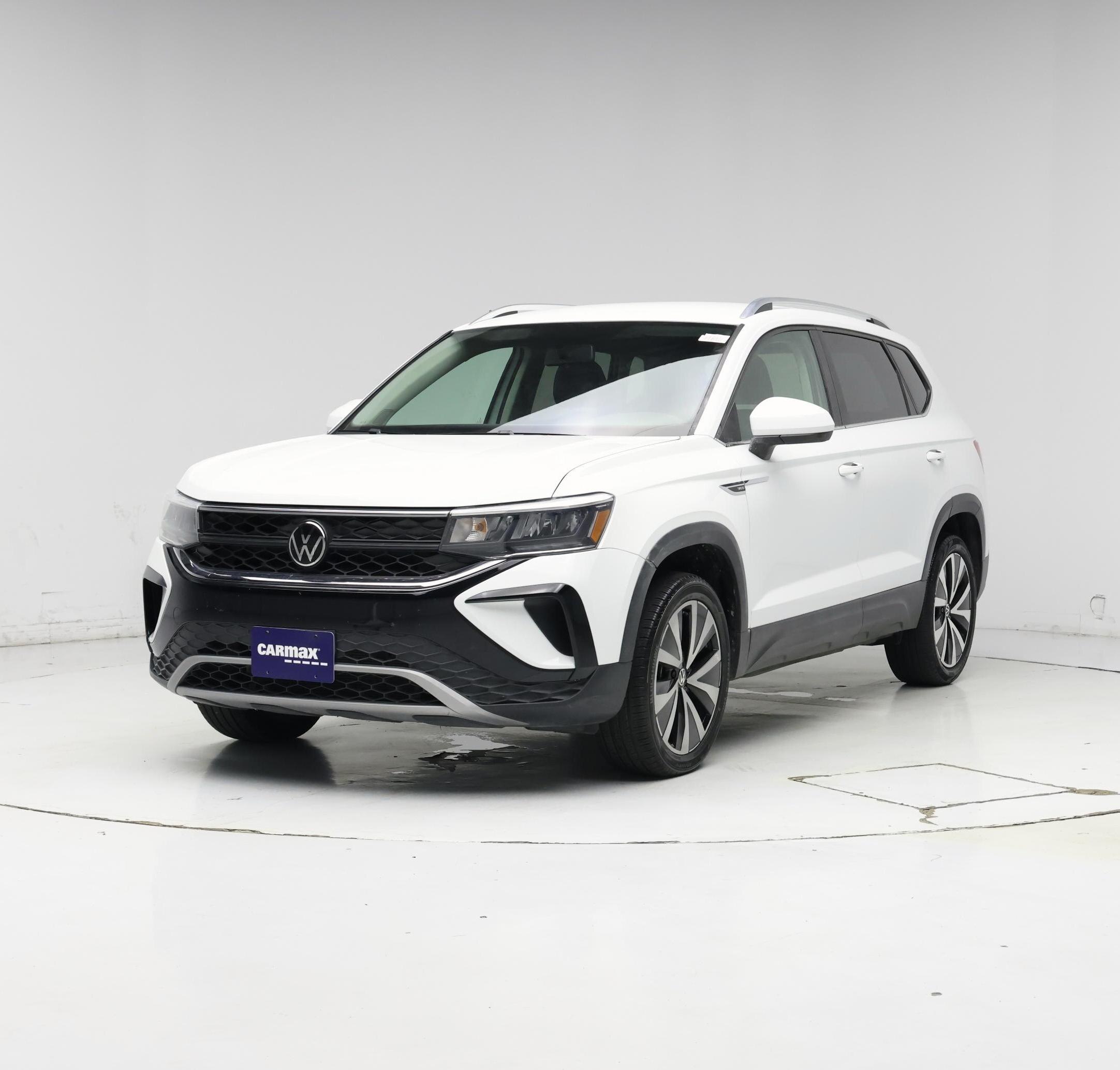 Thumbnail: 2022 Volkswagen Taos - 4