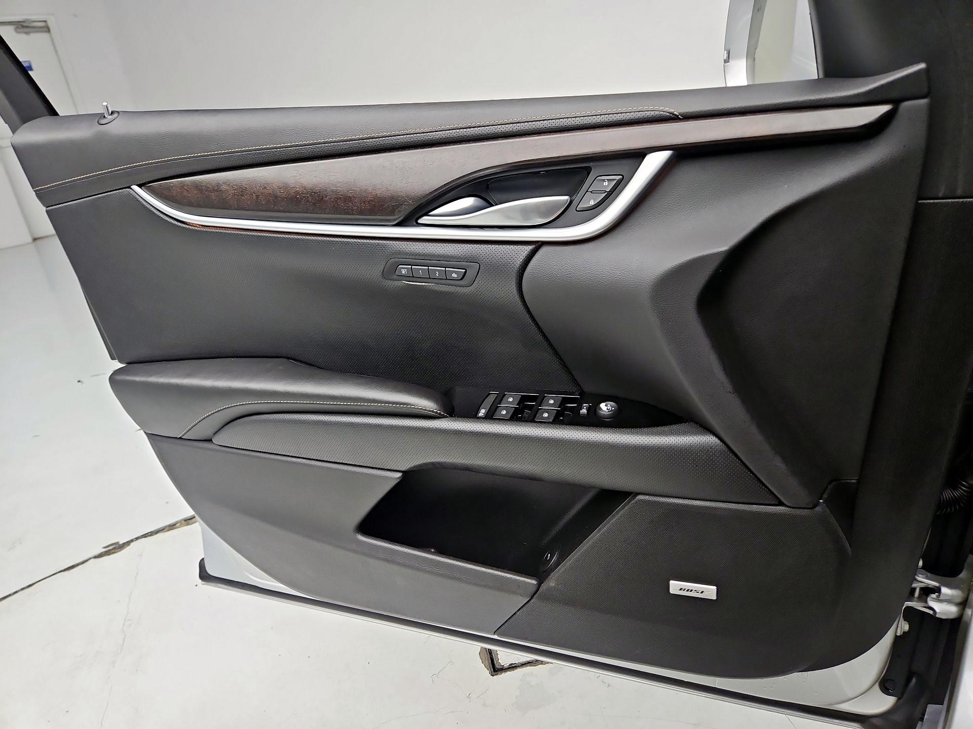 Thumbnail: 2019 Cadillac XTS - 12