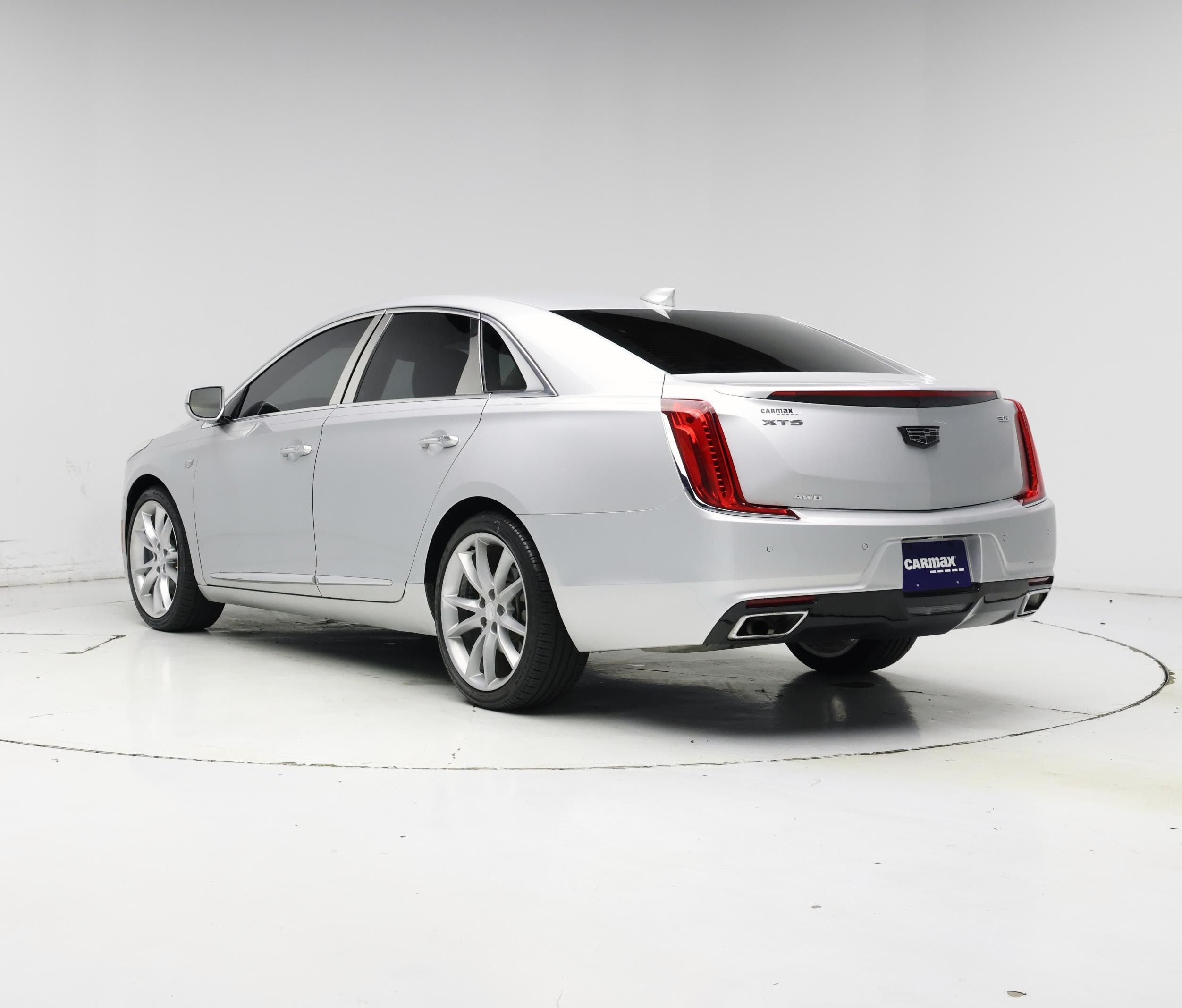 Thumbnail: 2019 Cadillac XTS - 2