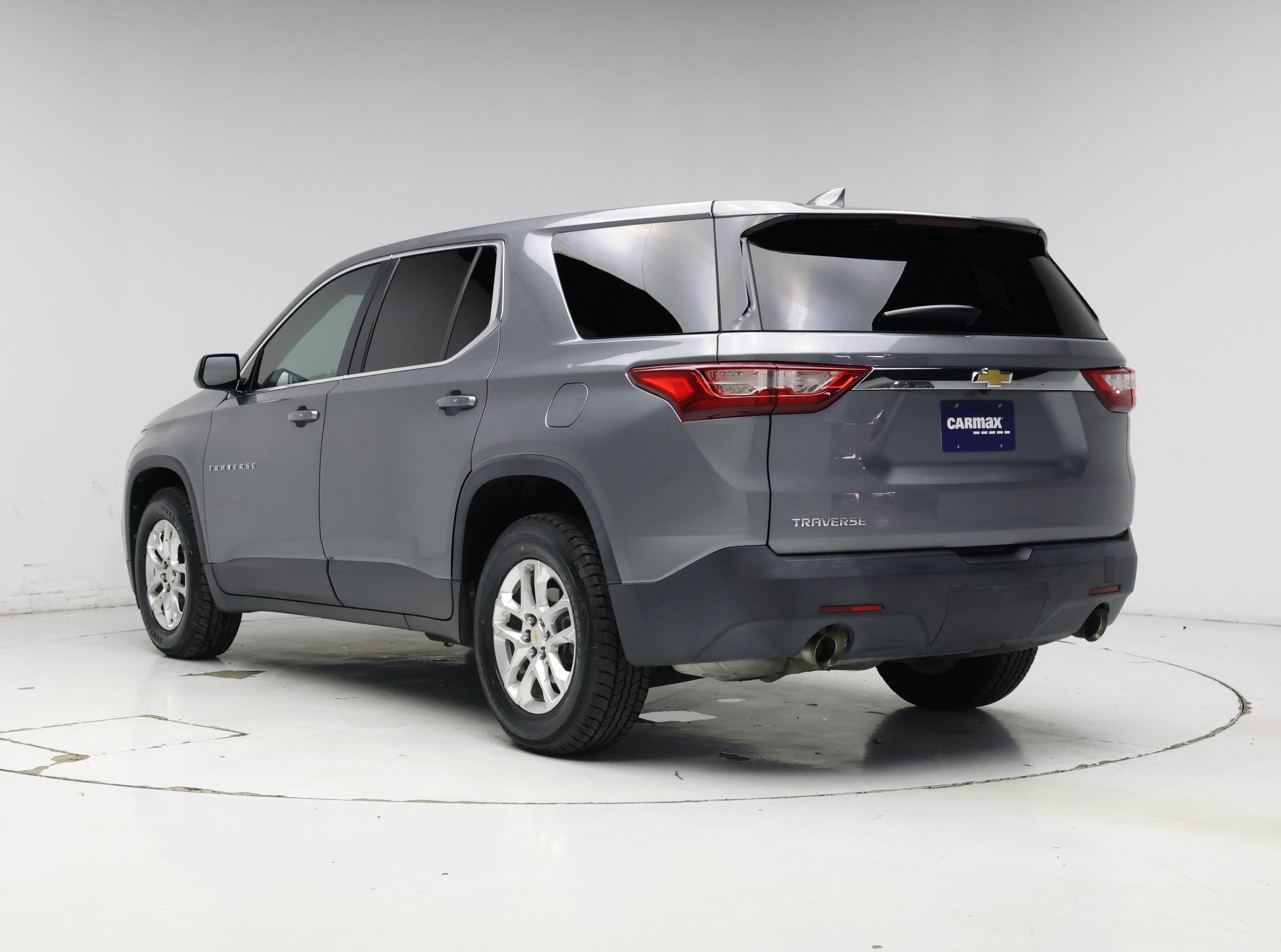 Thumbnail: 2019 Chevrolet Traverse - 2