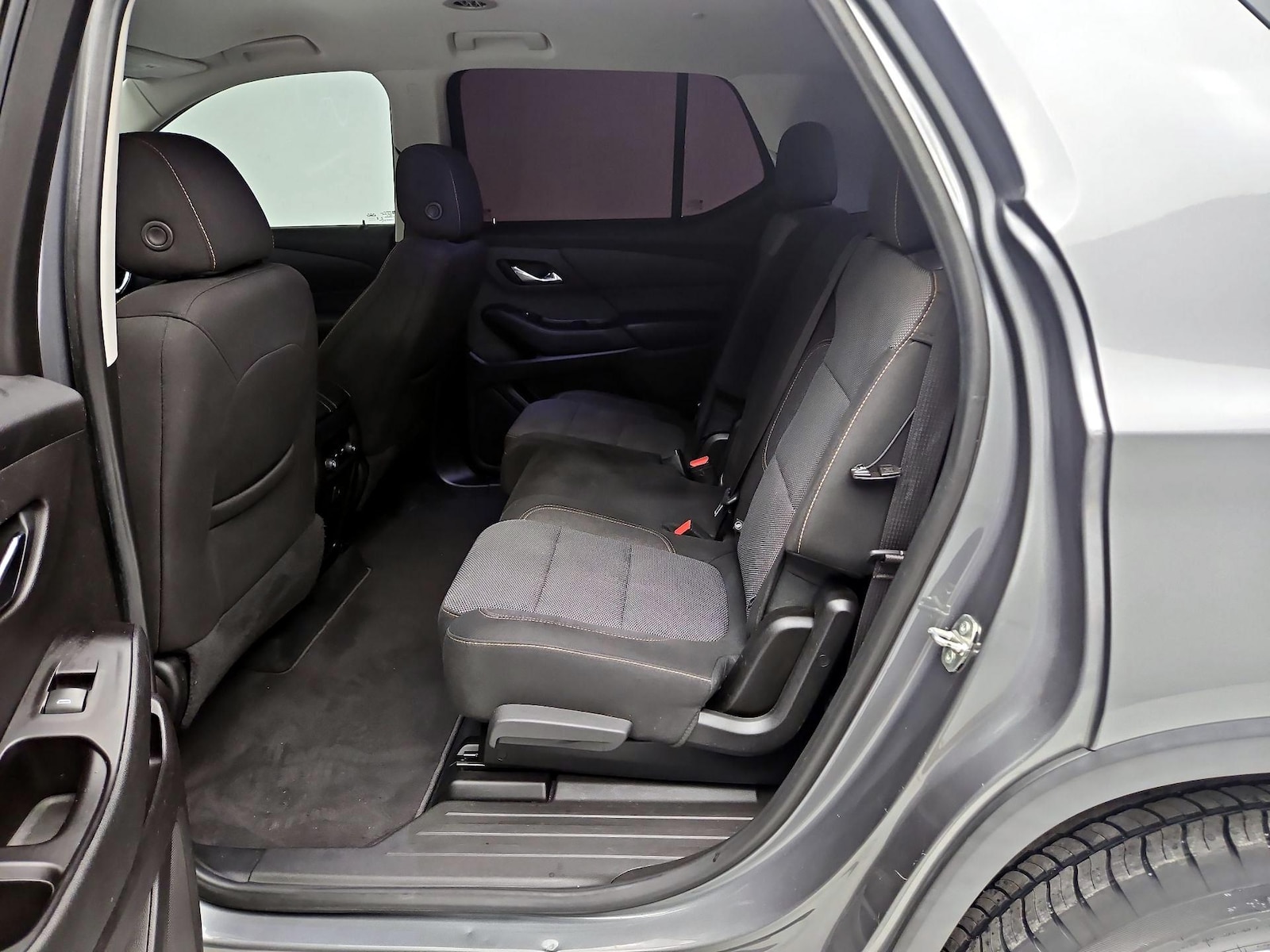 2019 Chevrolet Traverse LS - Photo 21