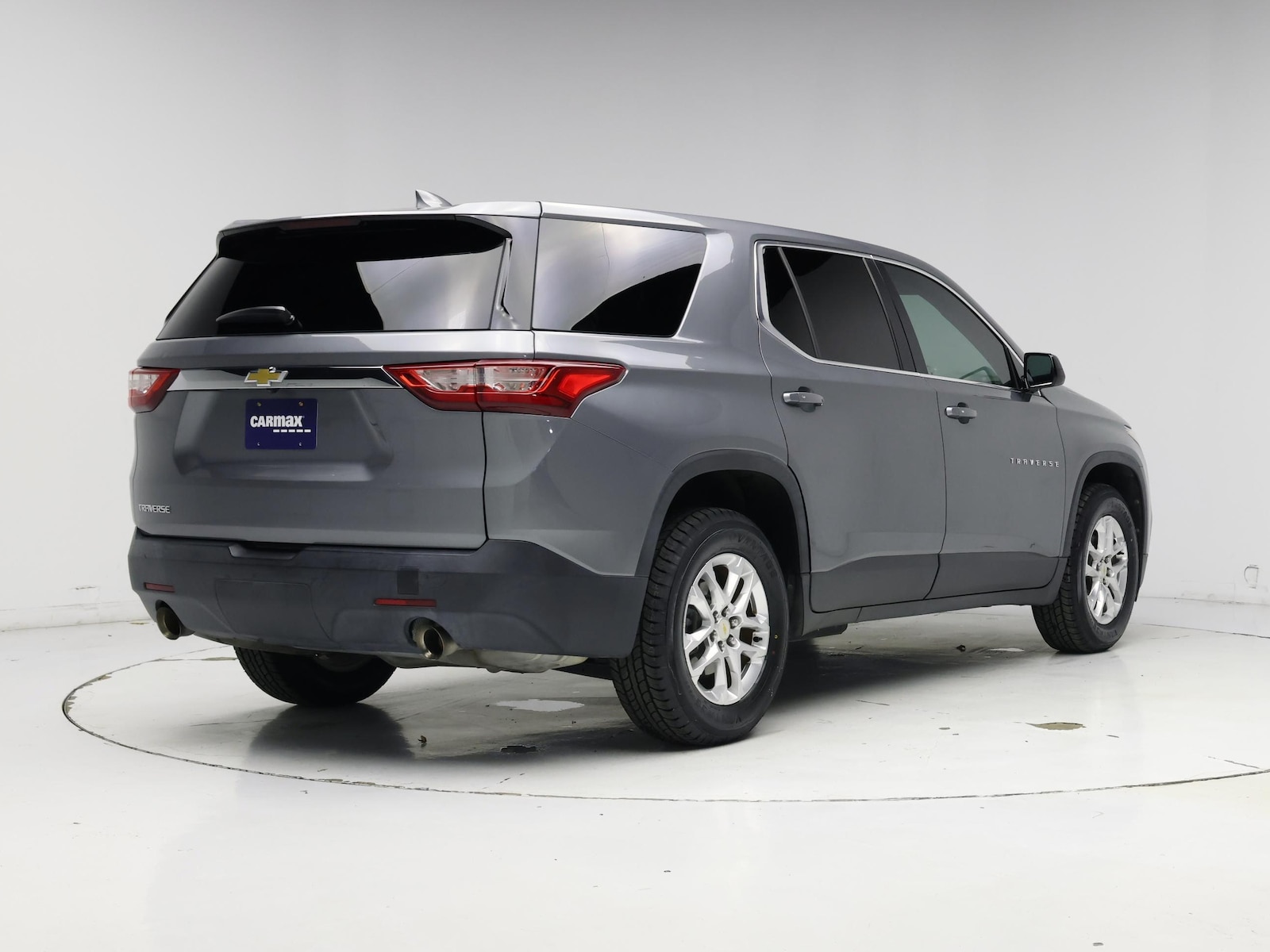 2019 Chevrolet Traverse LS - Photo 9