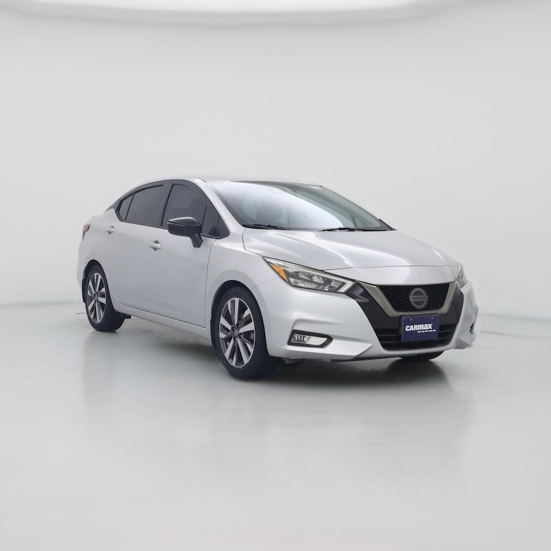 2020 Nissan Versa SR