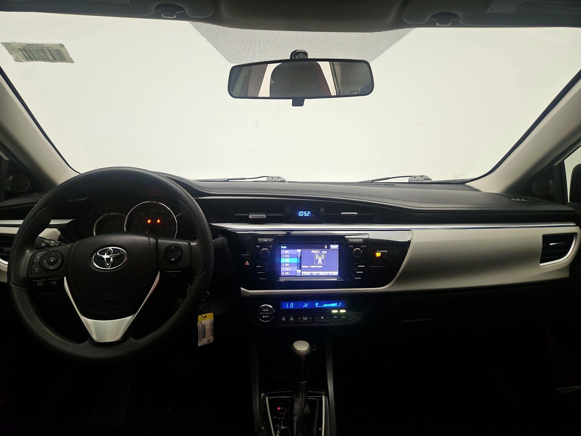 Thumbnail: 2016 Toyota Corolla - 9