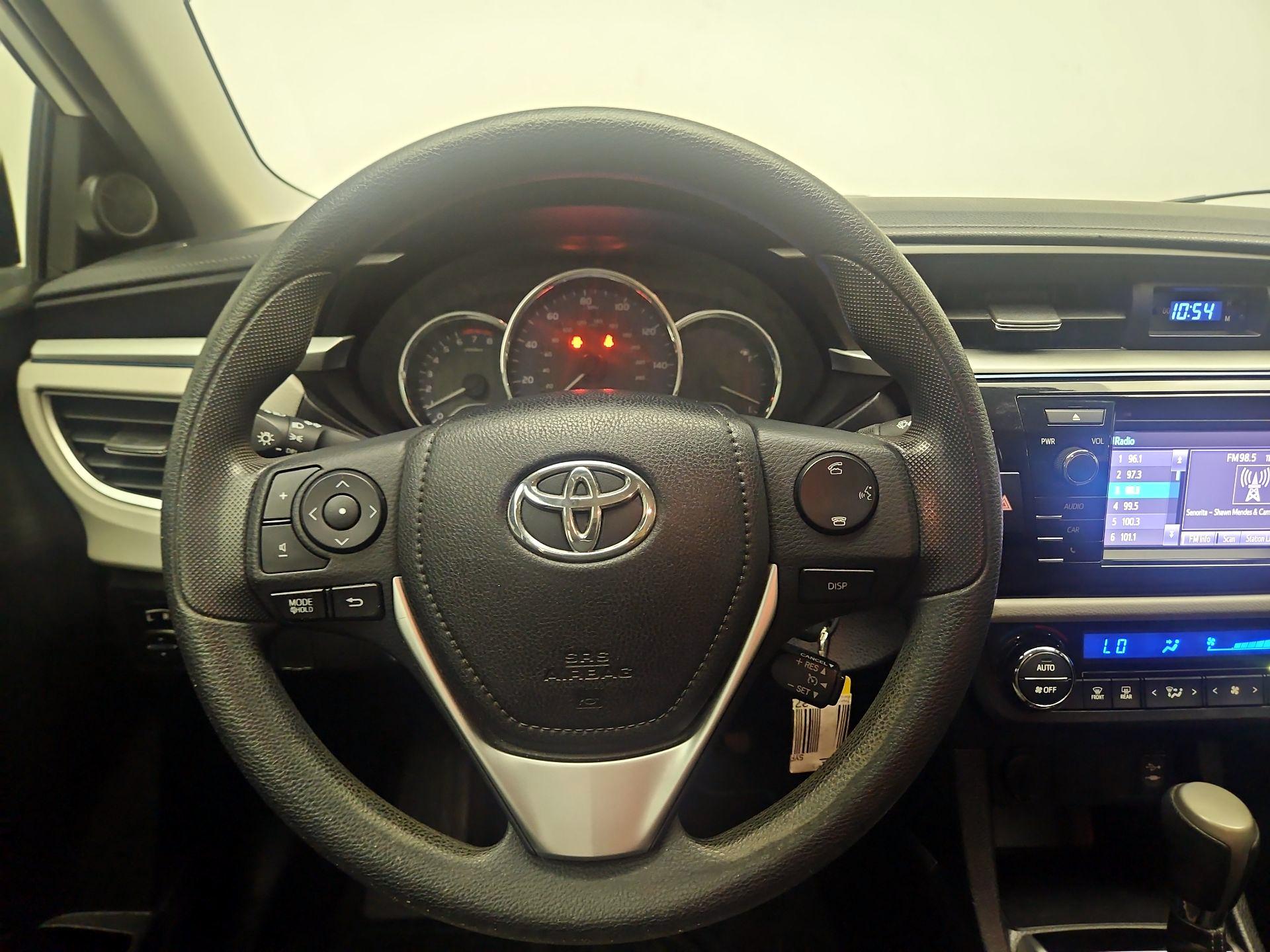 Thumbnail: 2016 Toyota Corolla - 10