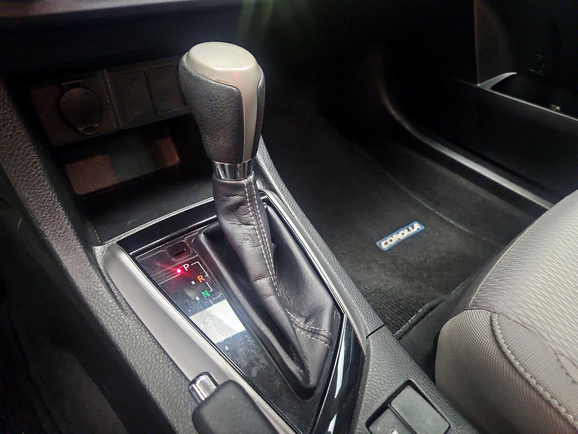 Thumbnail: 2016 Toyota Corolla - 17