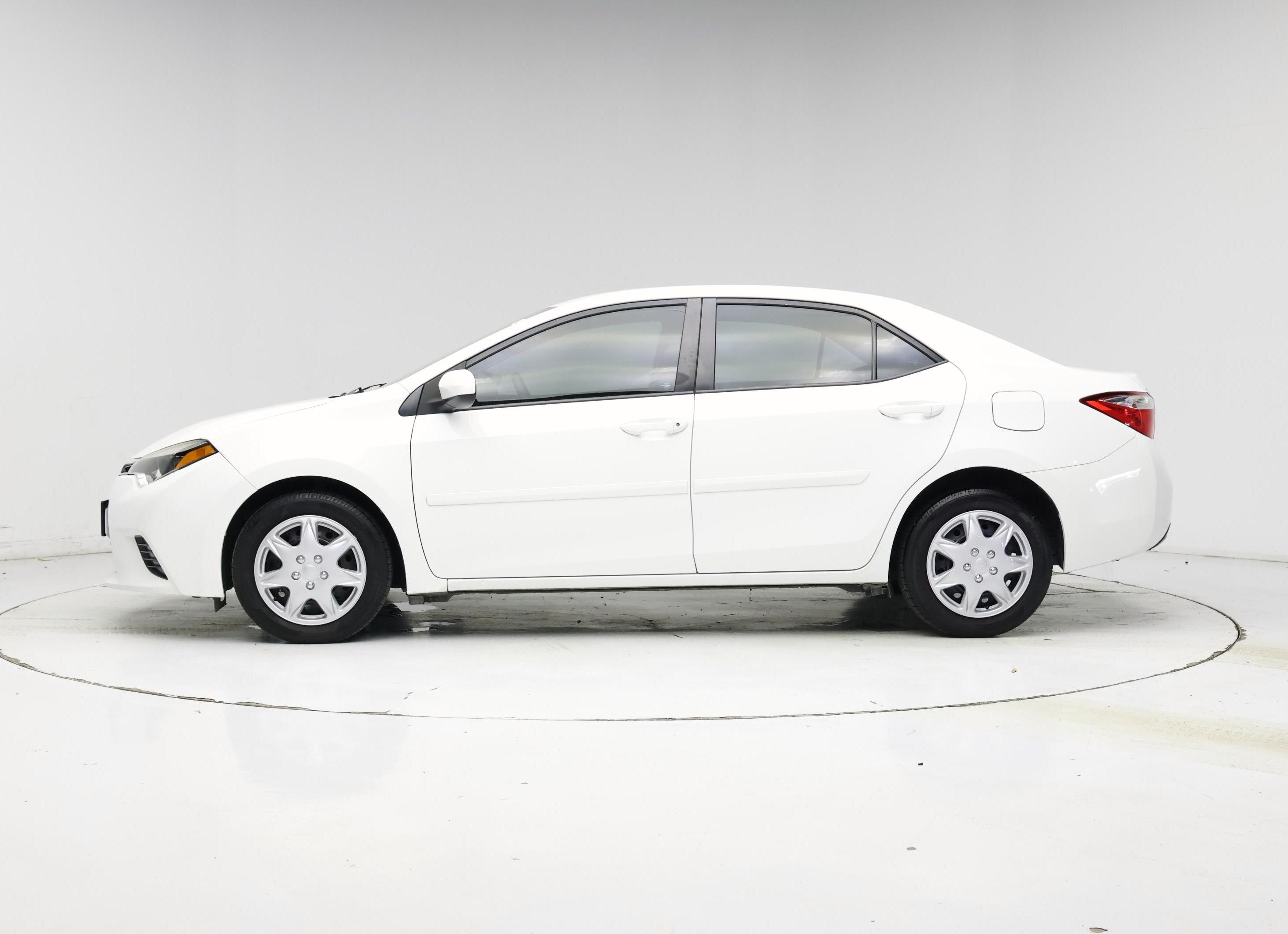 Thumbnail: 2016 Toyota Corolla - 3