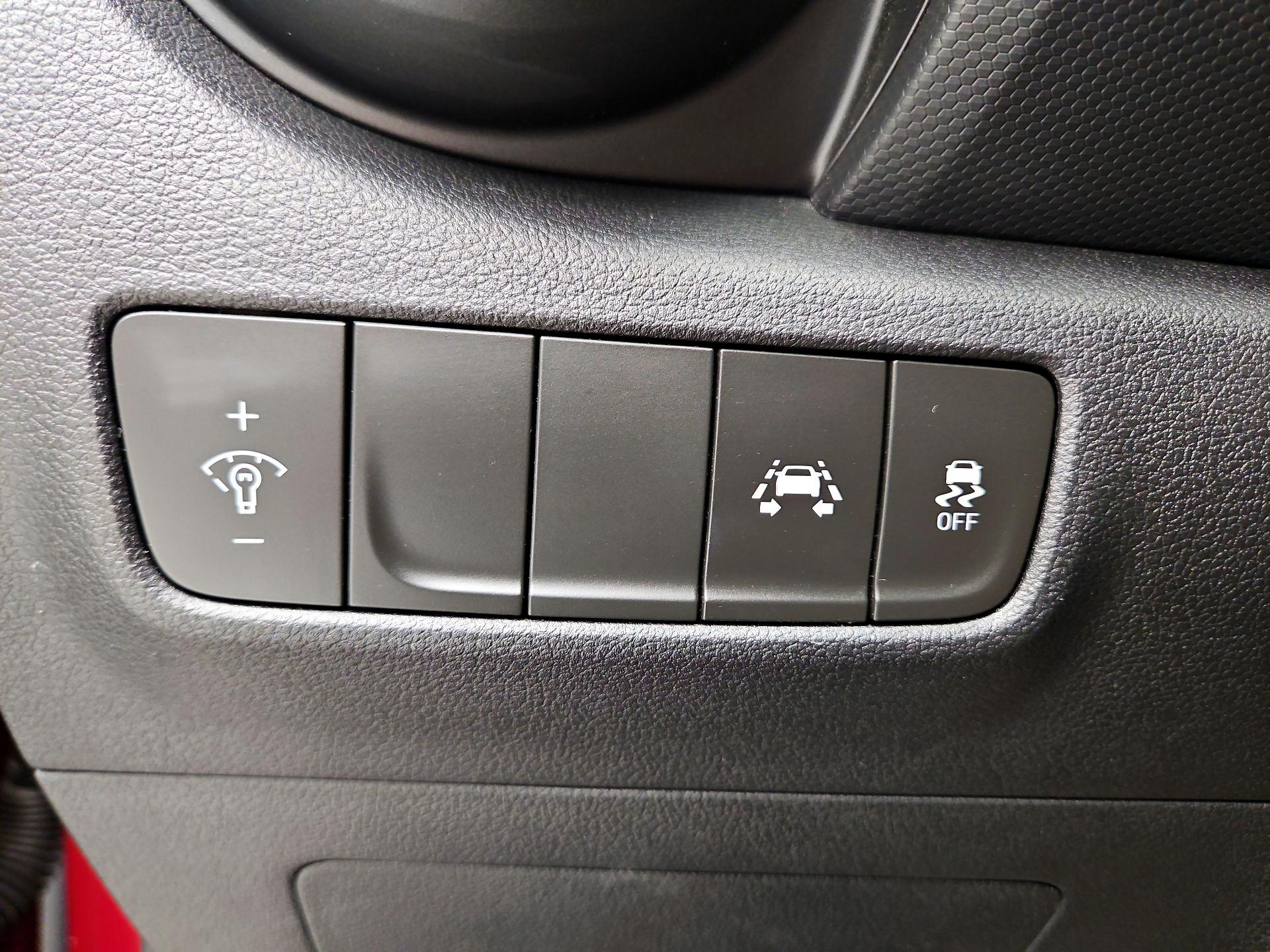 Thumbnail: 2019 Hyundai Kona - 13