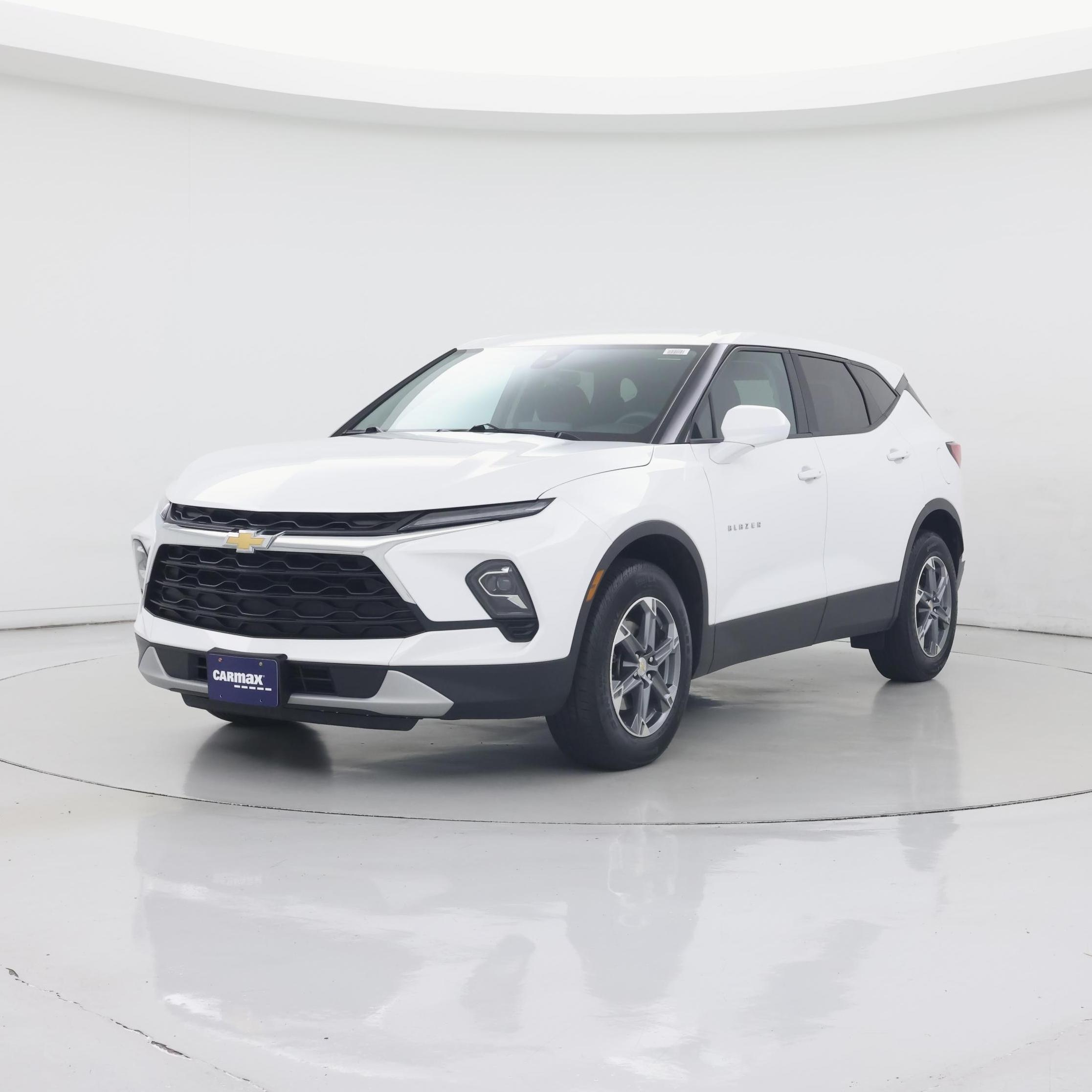 Thumbnail: 2023 Chevrolet Blazer - 4