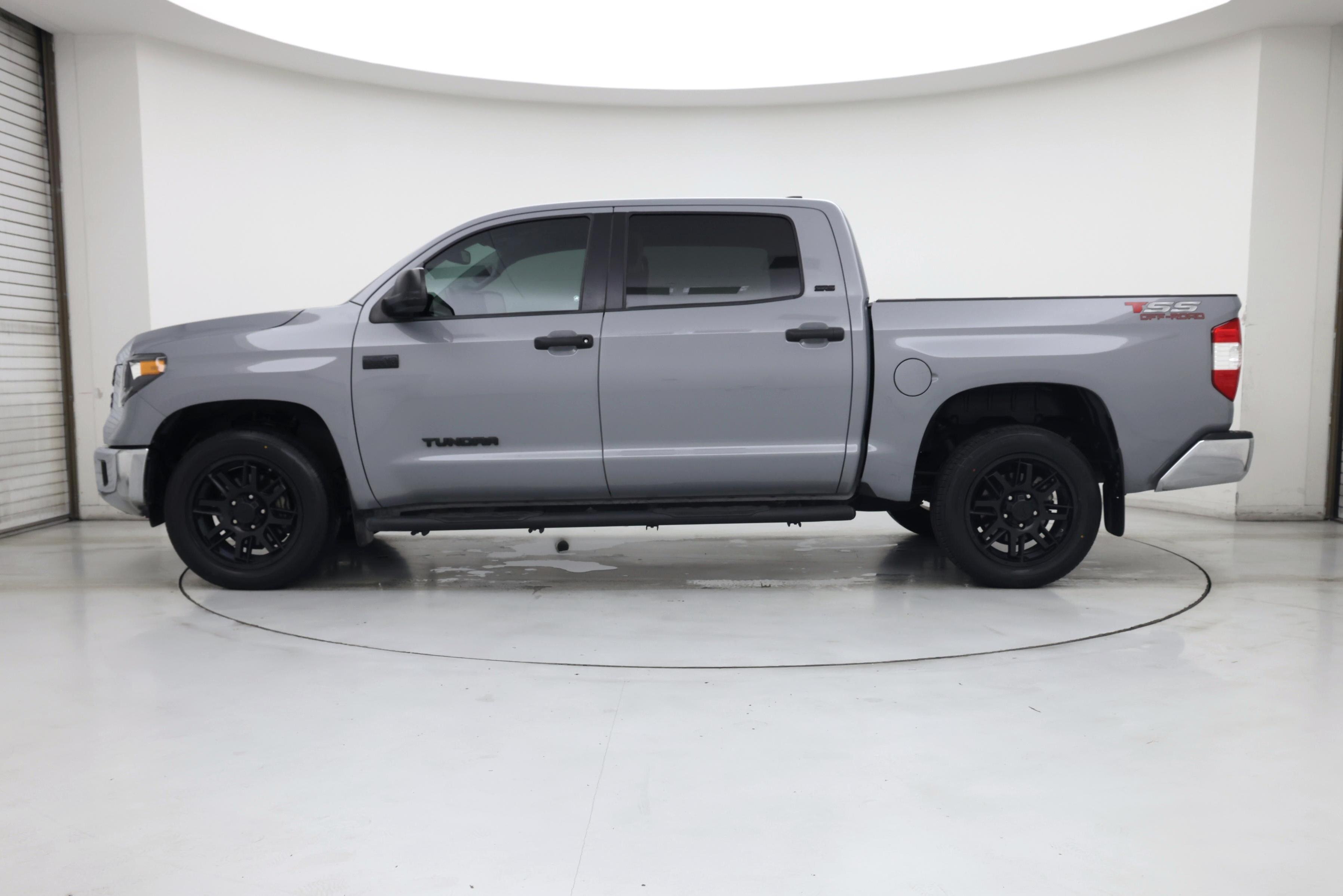 Thumbnail: 2021 Toyota Tundra - 3