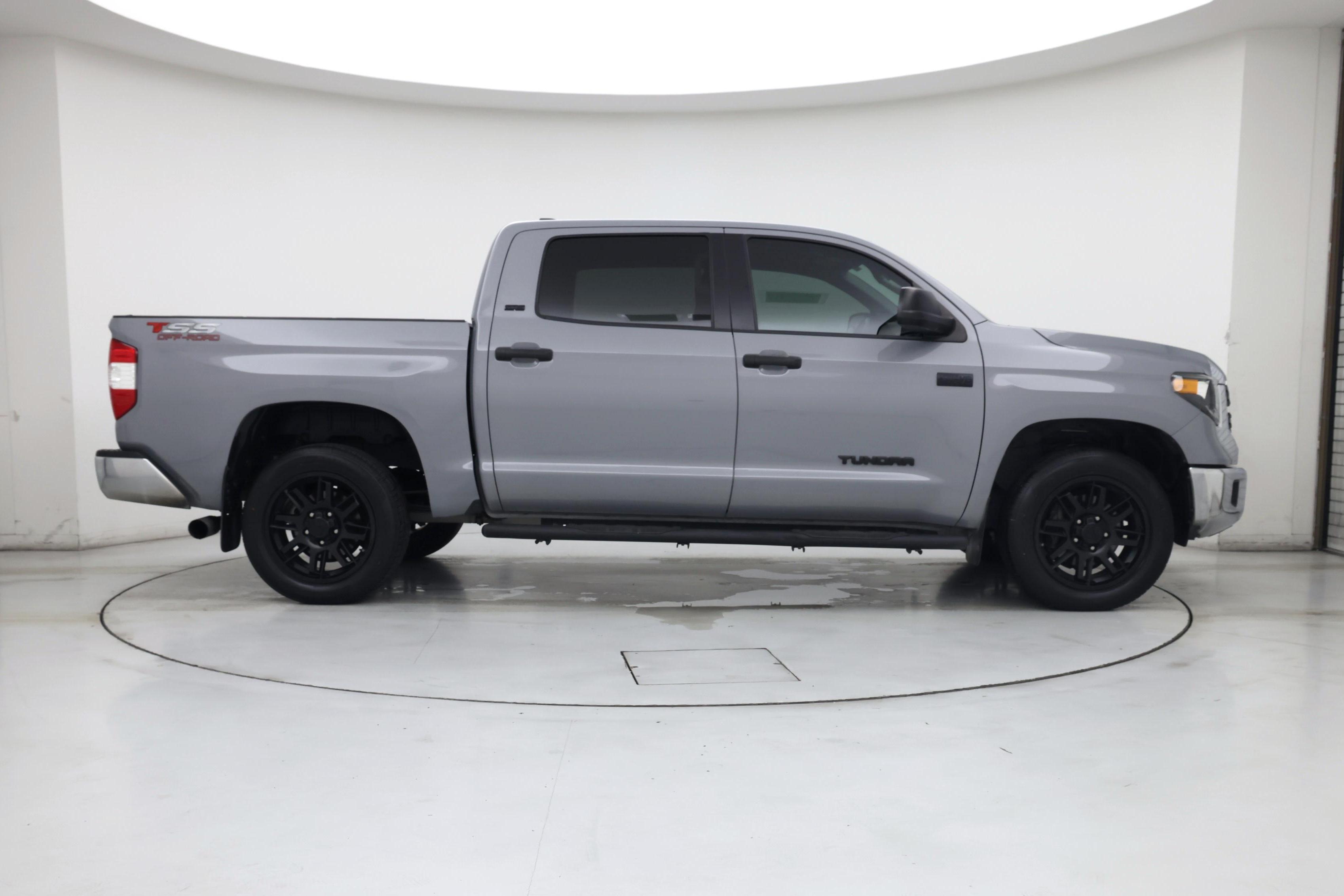 Thumbnail: 2021 Toyota Tundra - 7