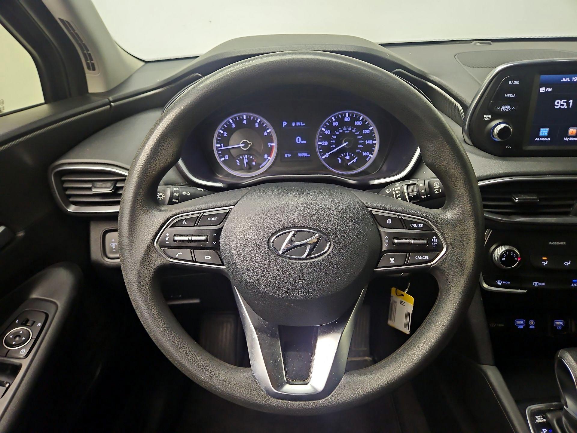 Thumbnail: 2019 Hyundai Santa Fe - 10