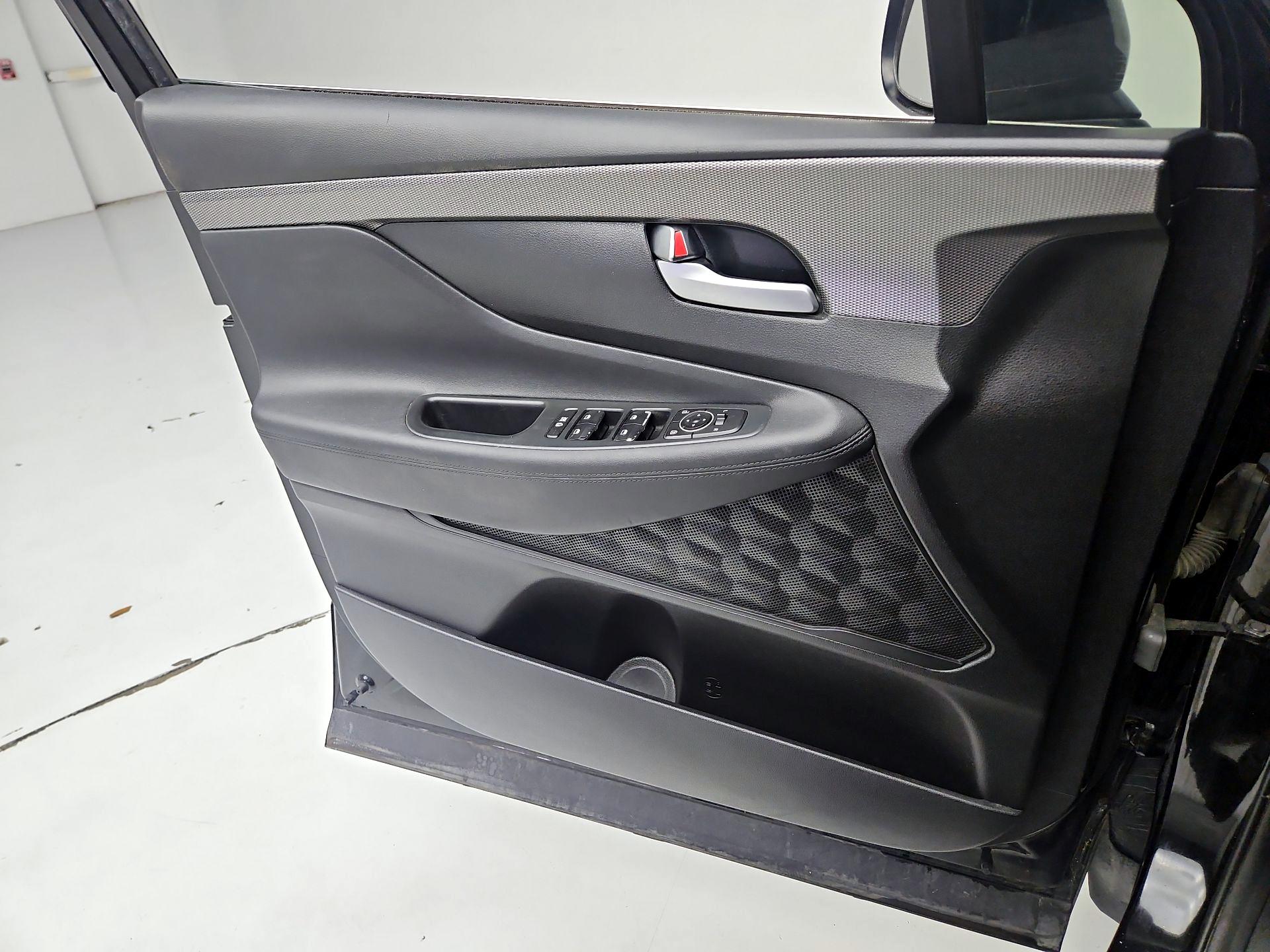Thumbnail: 2019 Hyundai Santa Fe - 12
