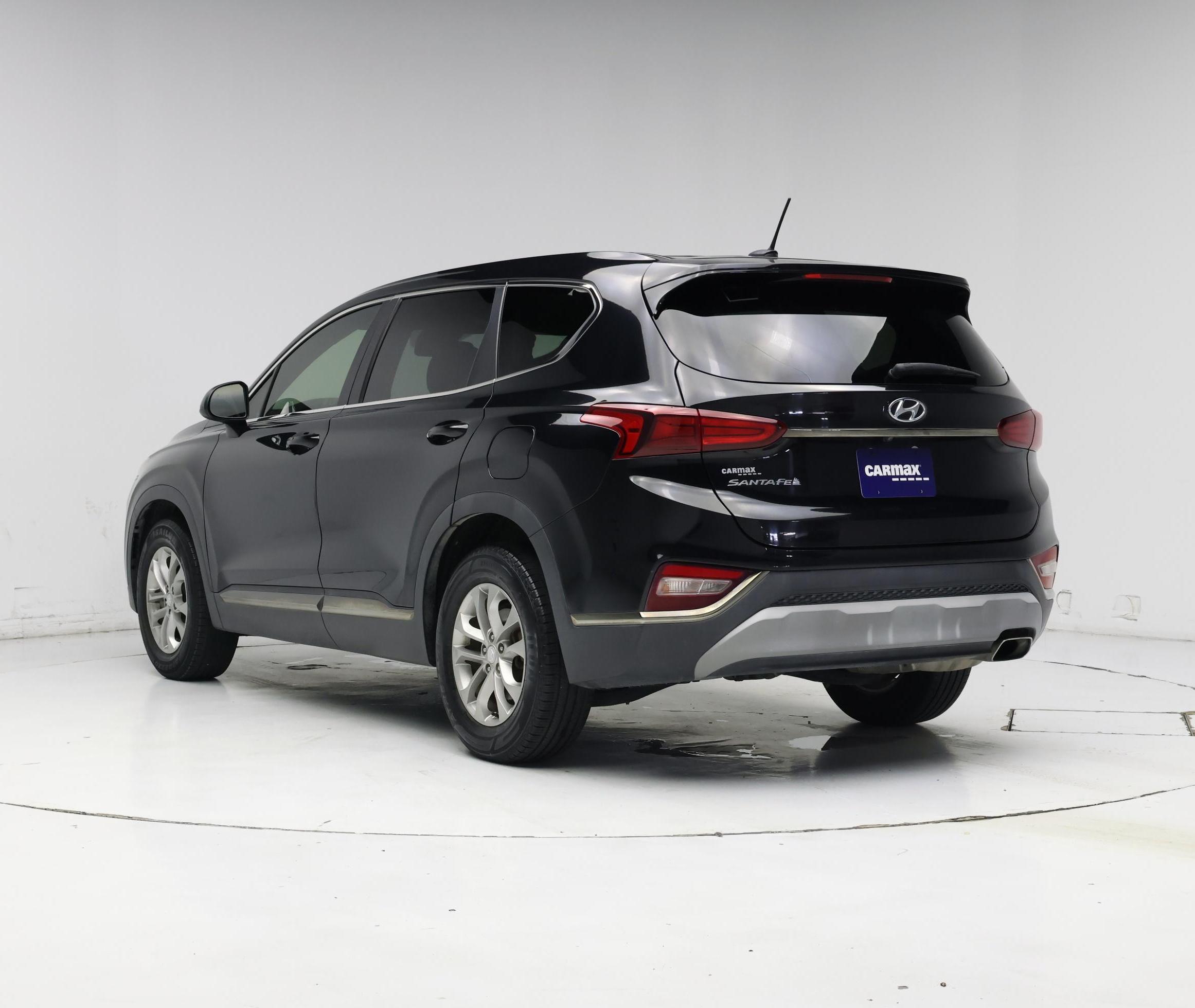 Thumbnail: 2019 Hyundai Santa Fe - 2