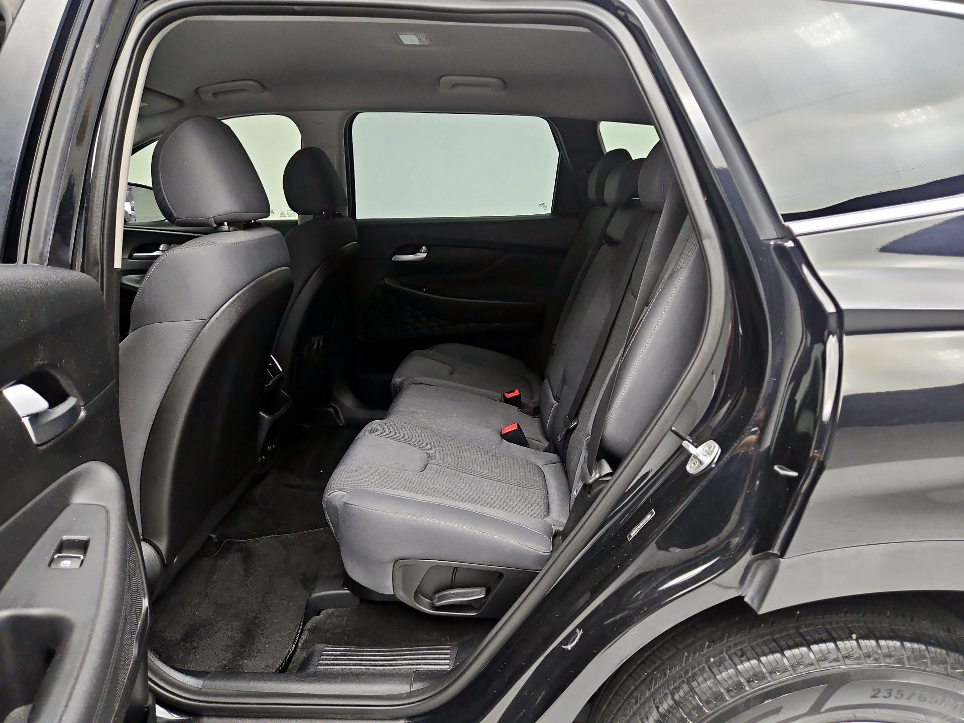Thumbnail: 2019 Hyundai Santa Fe - 19