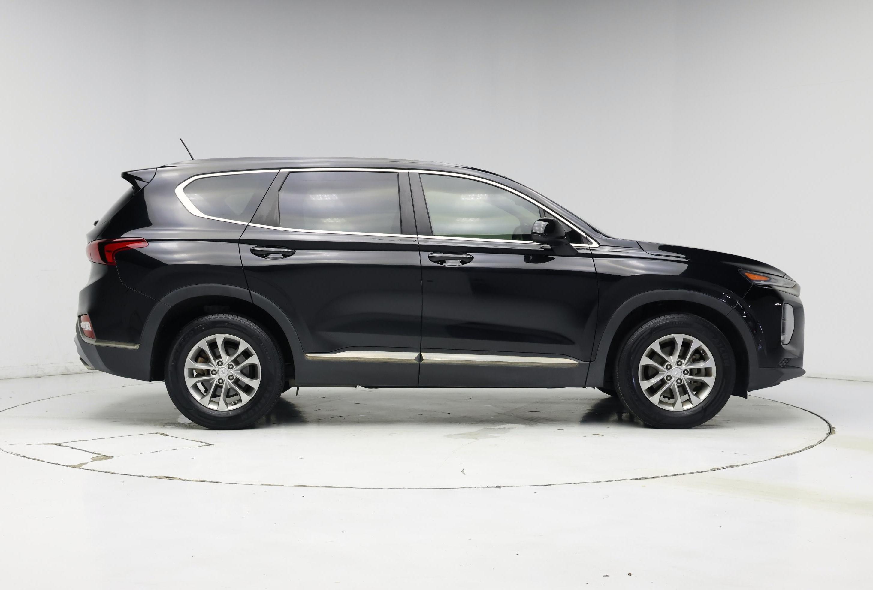 Thumbnail: 2019 Hyundai Santa Fe - 7