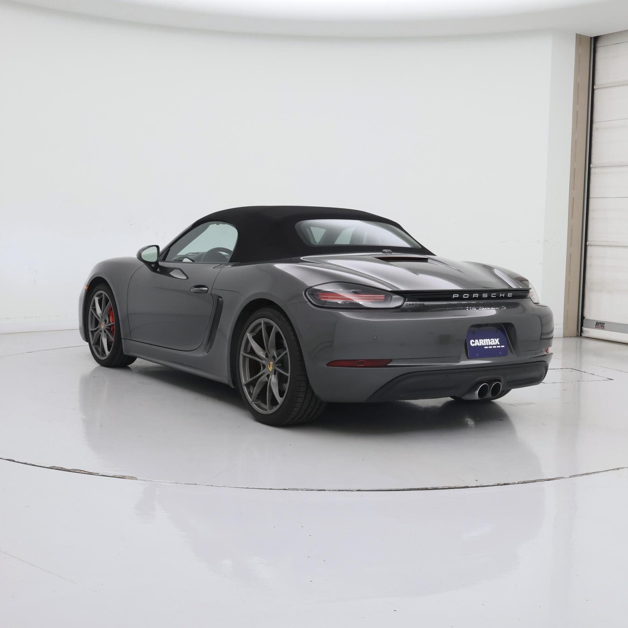 Thumbnail: 2017 Porsche 718 Boxster - 2