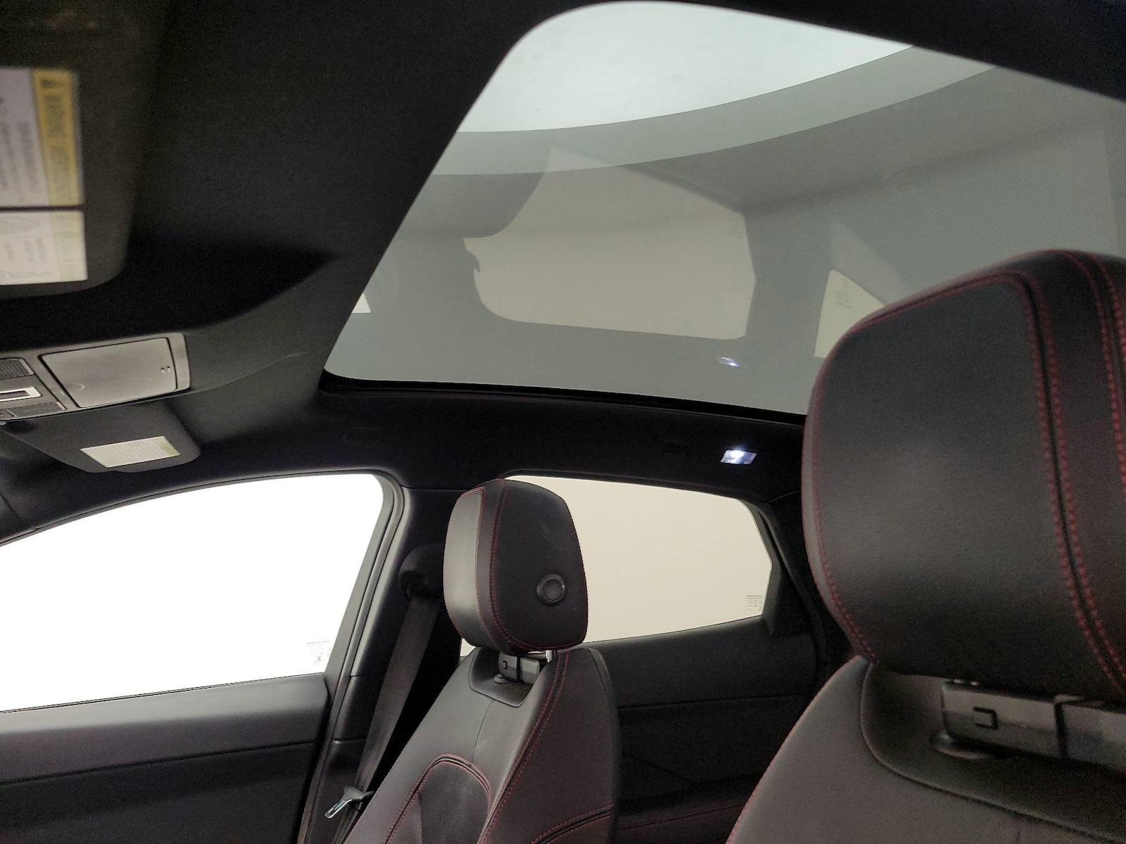 2020 Jaguar E-PACE Checkered Flag Edition - Photo 21