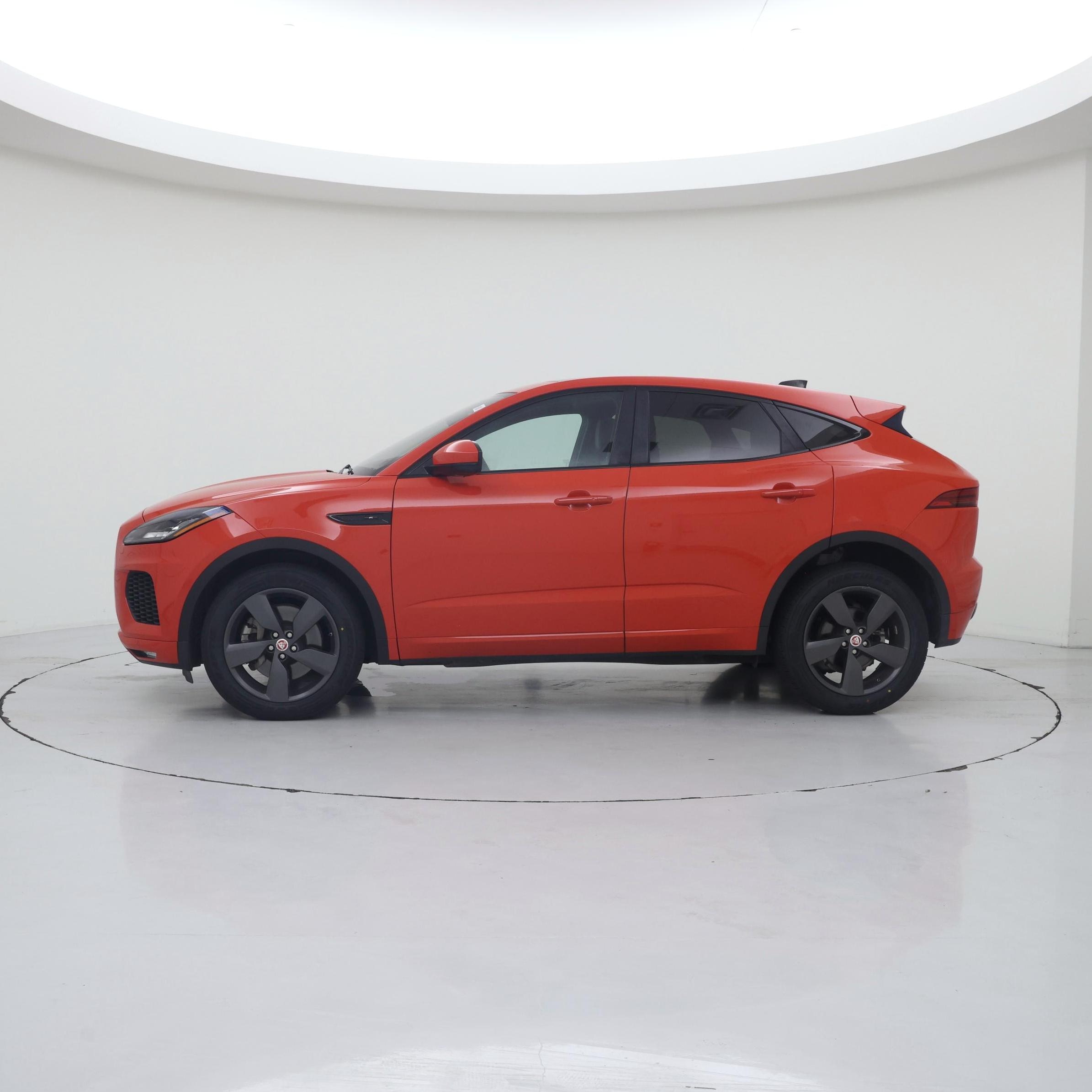 Thumbnail: 2020 Jaguar E-Pace - 3