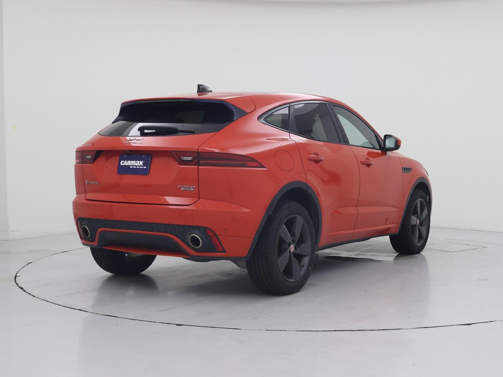 2020 Jaguar E-PACE Checkered Flag Edition - Photo 9