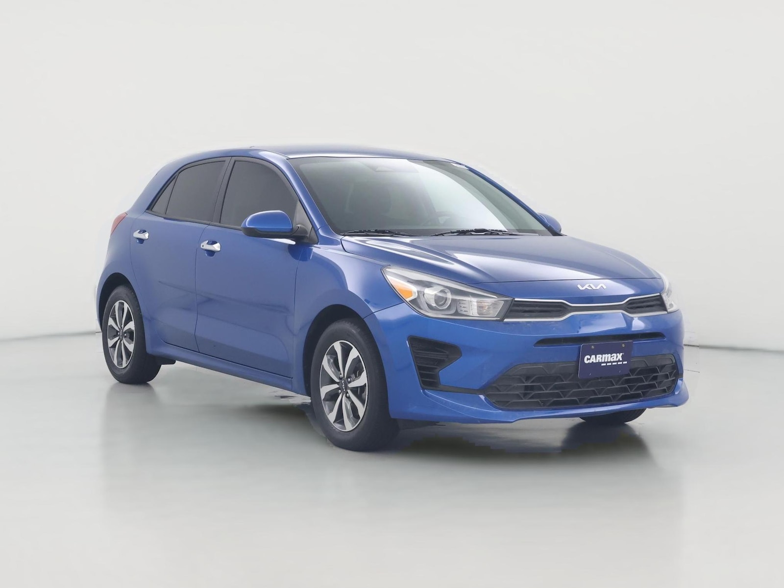 2022 Kia Rio 5-Door S - Photo 1
