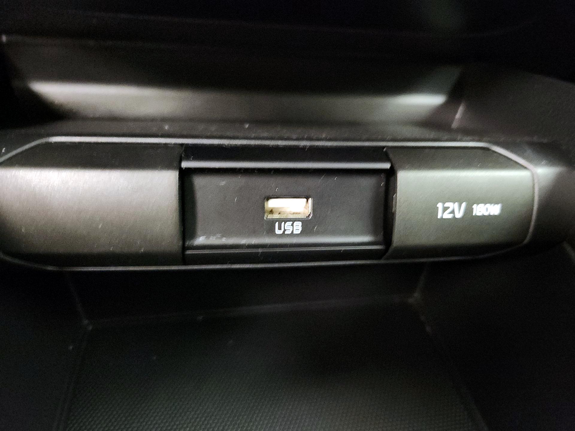 Thumbnail: 2022 Kia Rio5 - 18