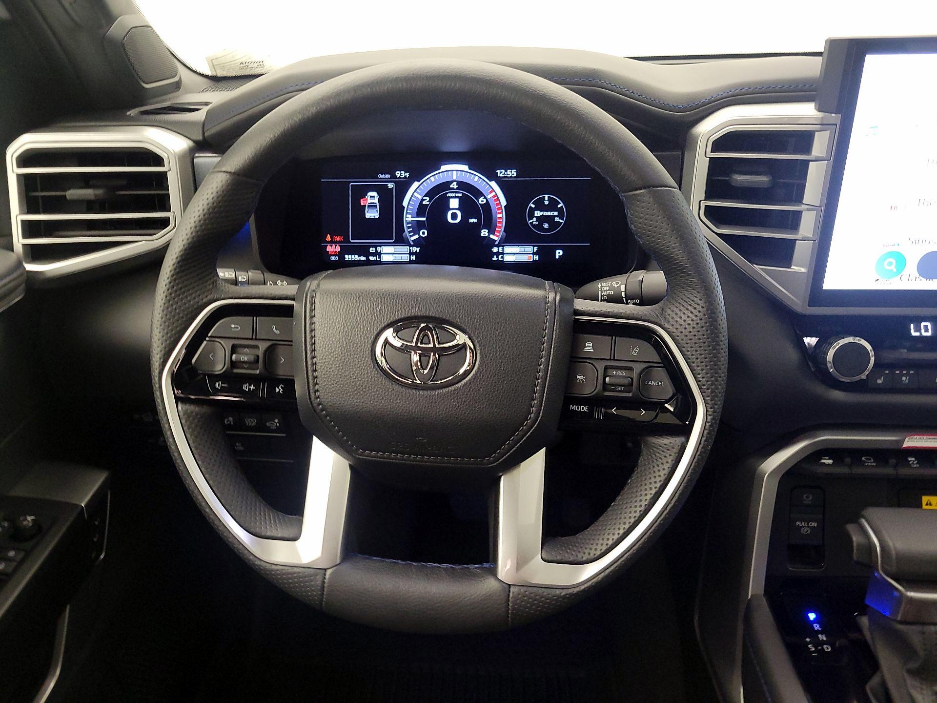 Thumbnail: 2024 Toyota Tundra - 10