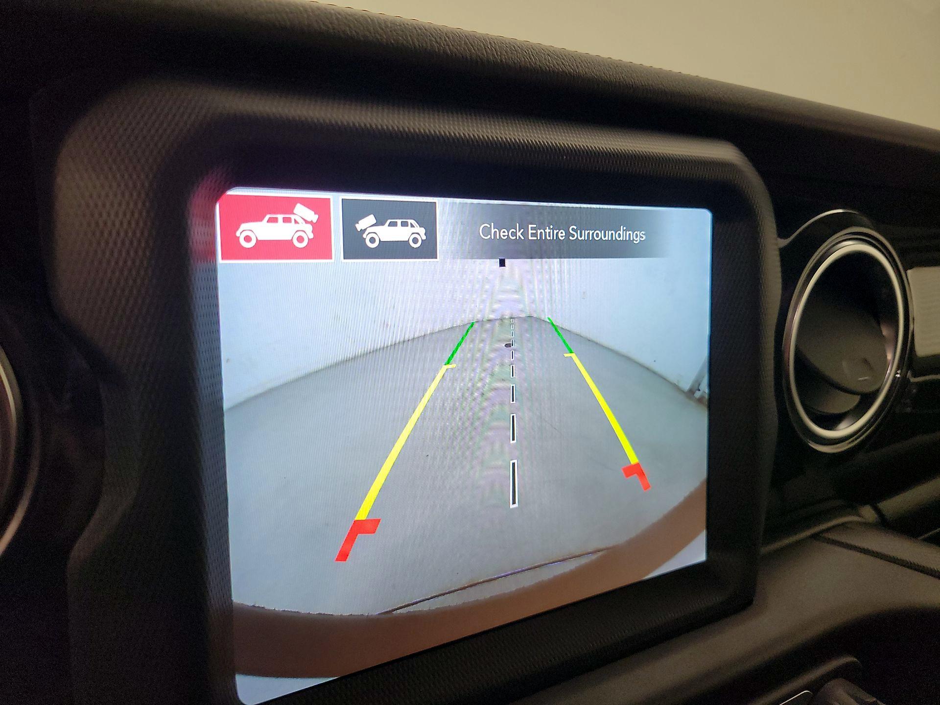 Thumbnail: 2021 Jeep Wrangler - 14