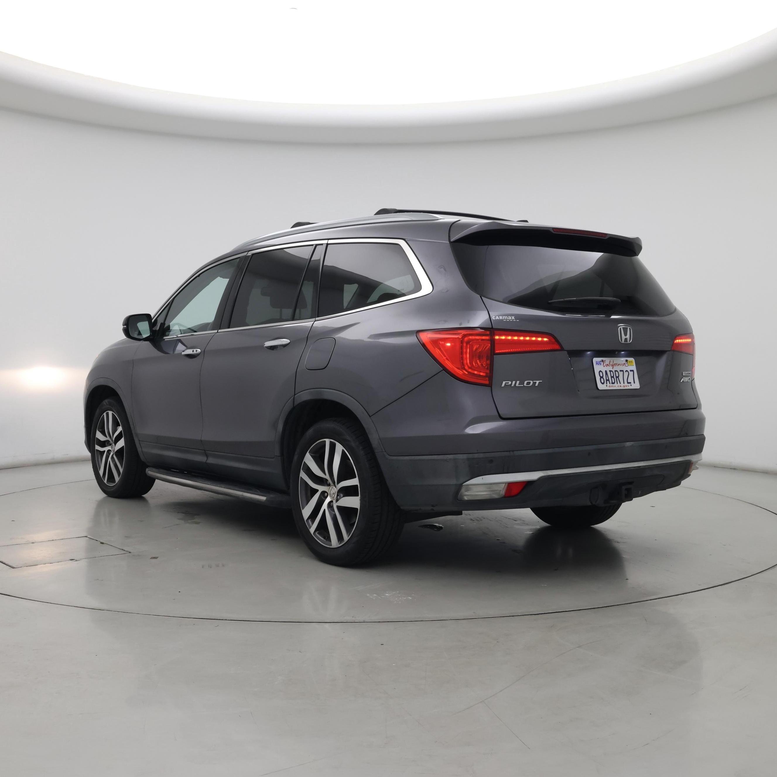 Thumbnail: 2016 Honda Pilot - 2
