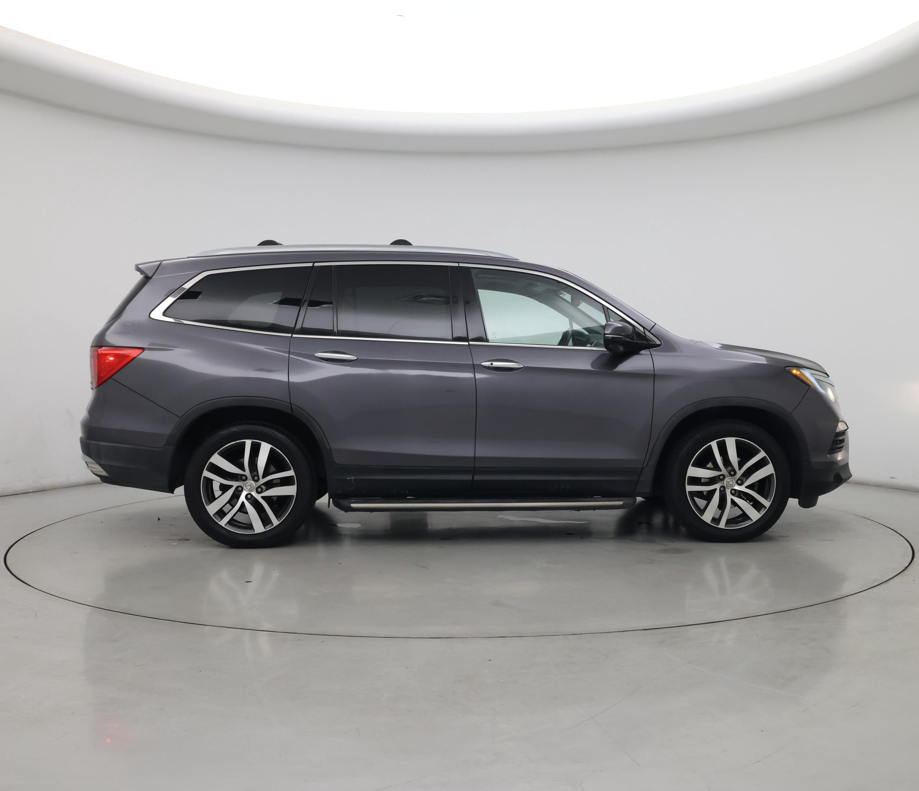 Thumbnail: 2016 Honda Pilot - 7