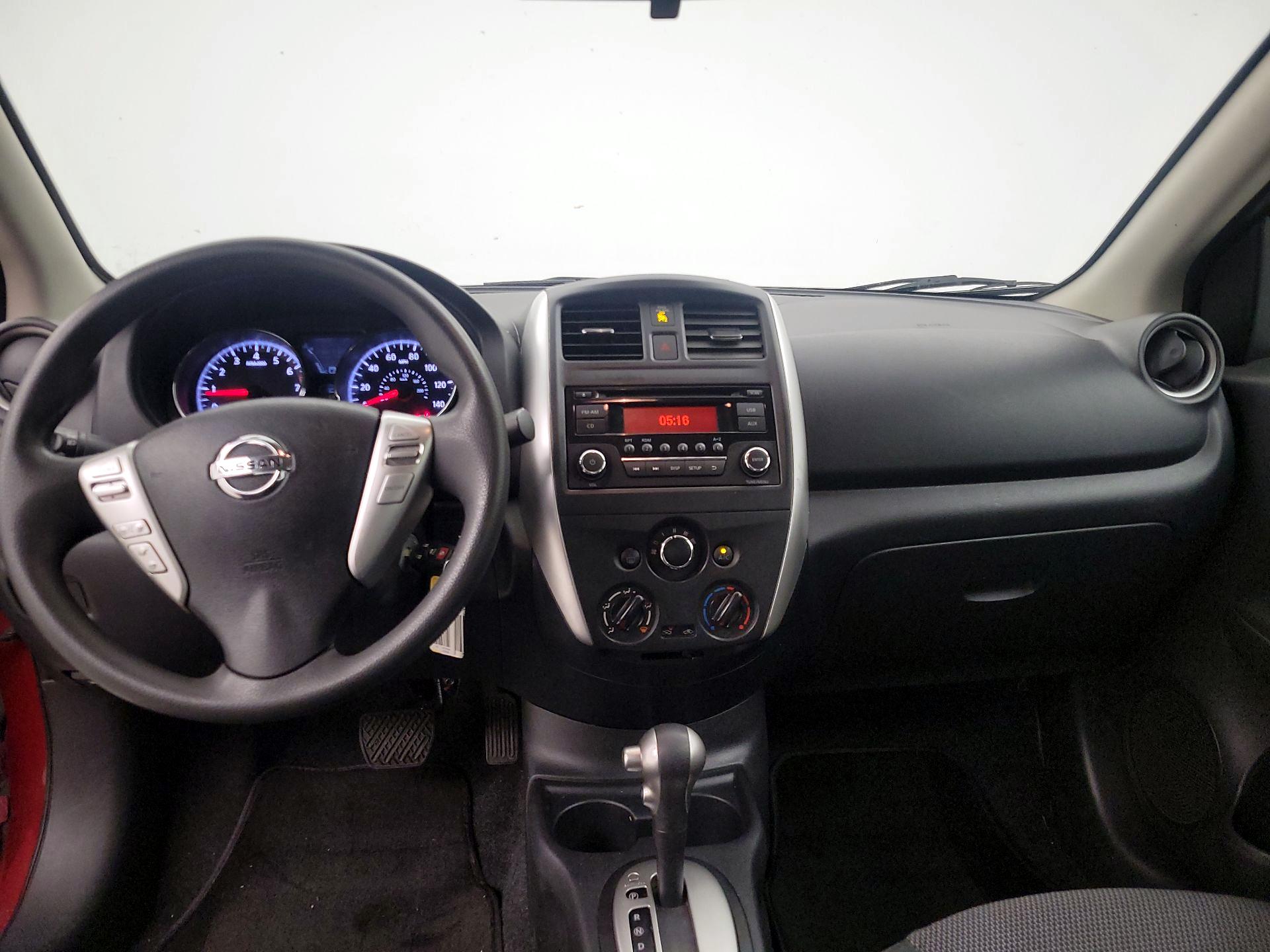 Thumbnail: 2015 Nissan Versa - 9