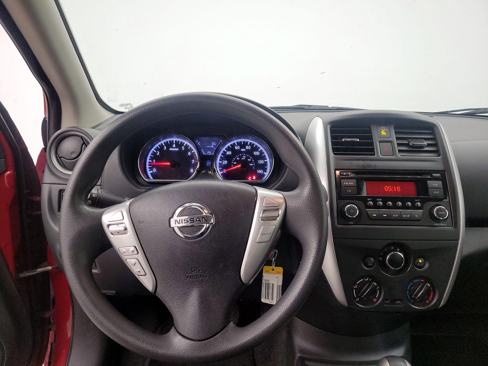 Thumbnail: 2015 Nissan Versa - 10