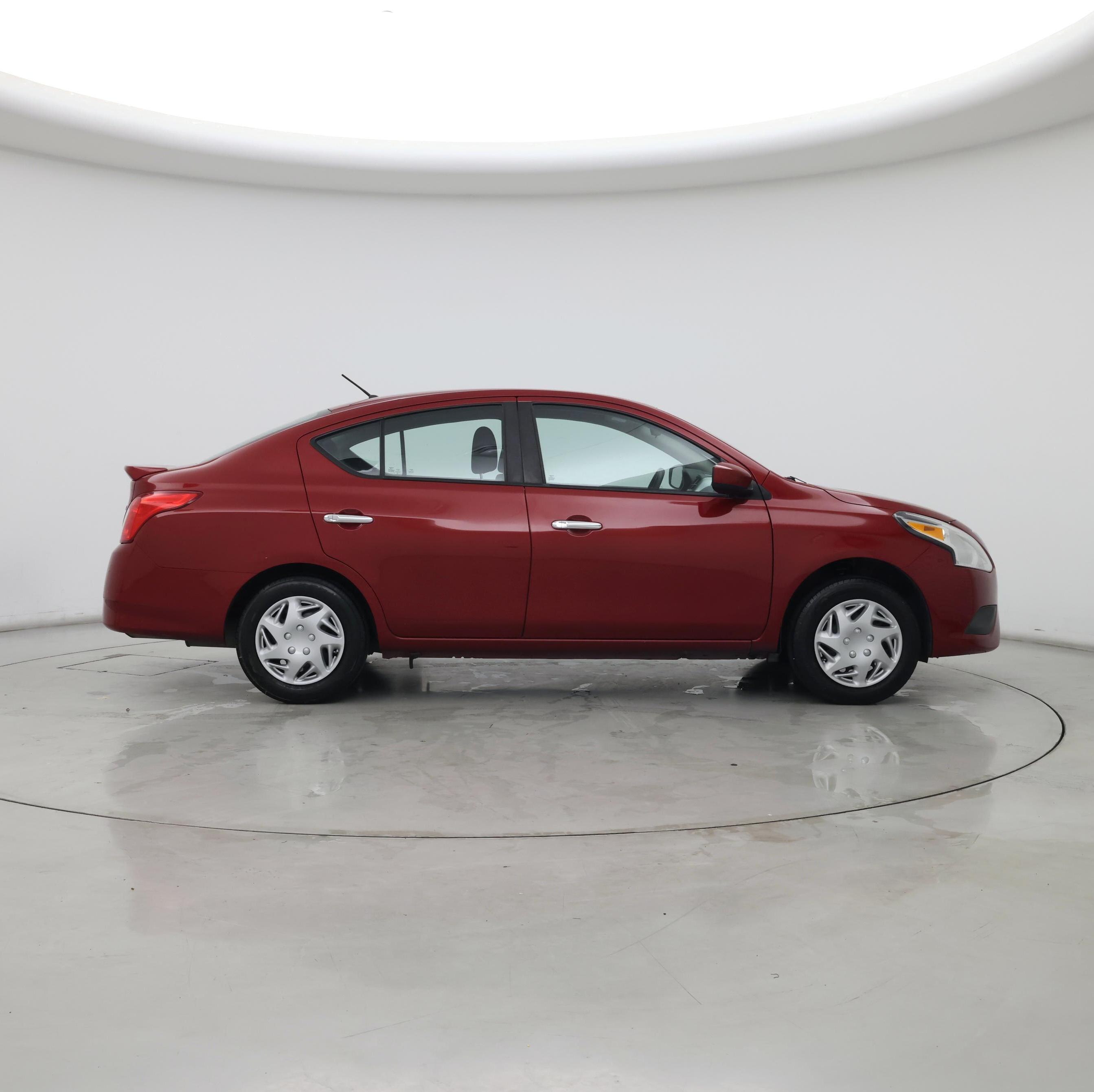 Thumbnail: 2015 Nissan Versa - 7