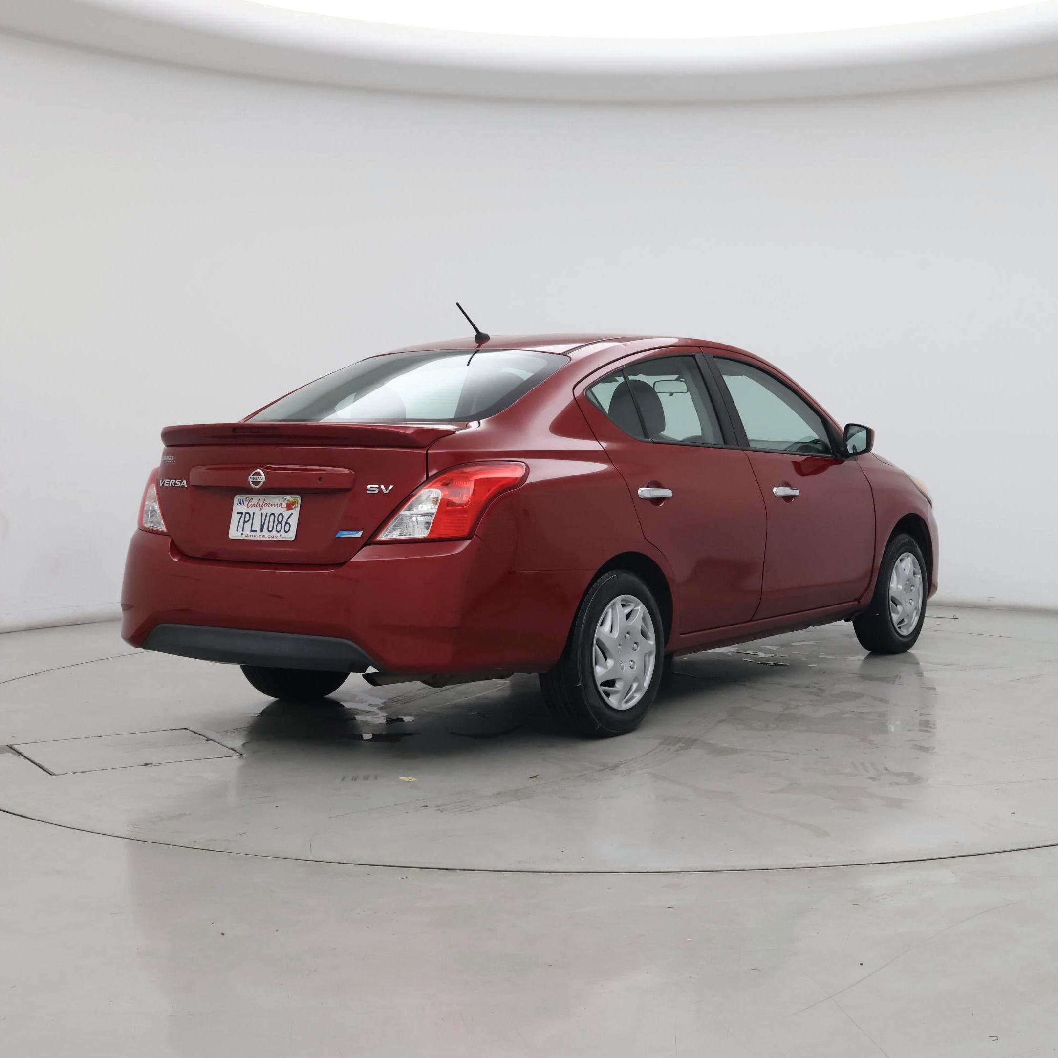 Thumbnail: 2015 Nissan Versa - 8