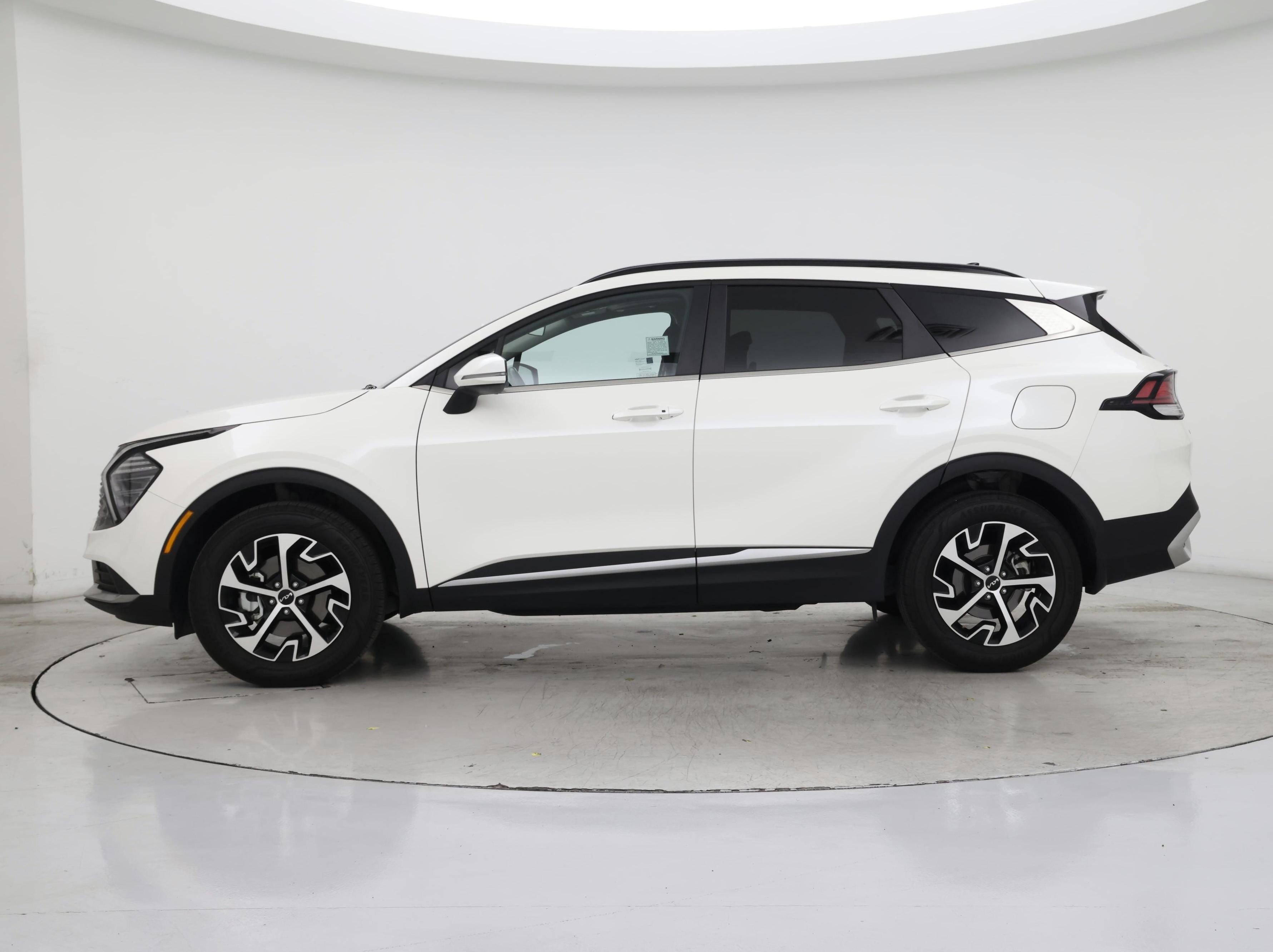 Thumbnail: 2024 Kia Sportage - 3