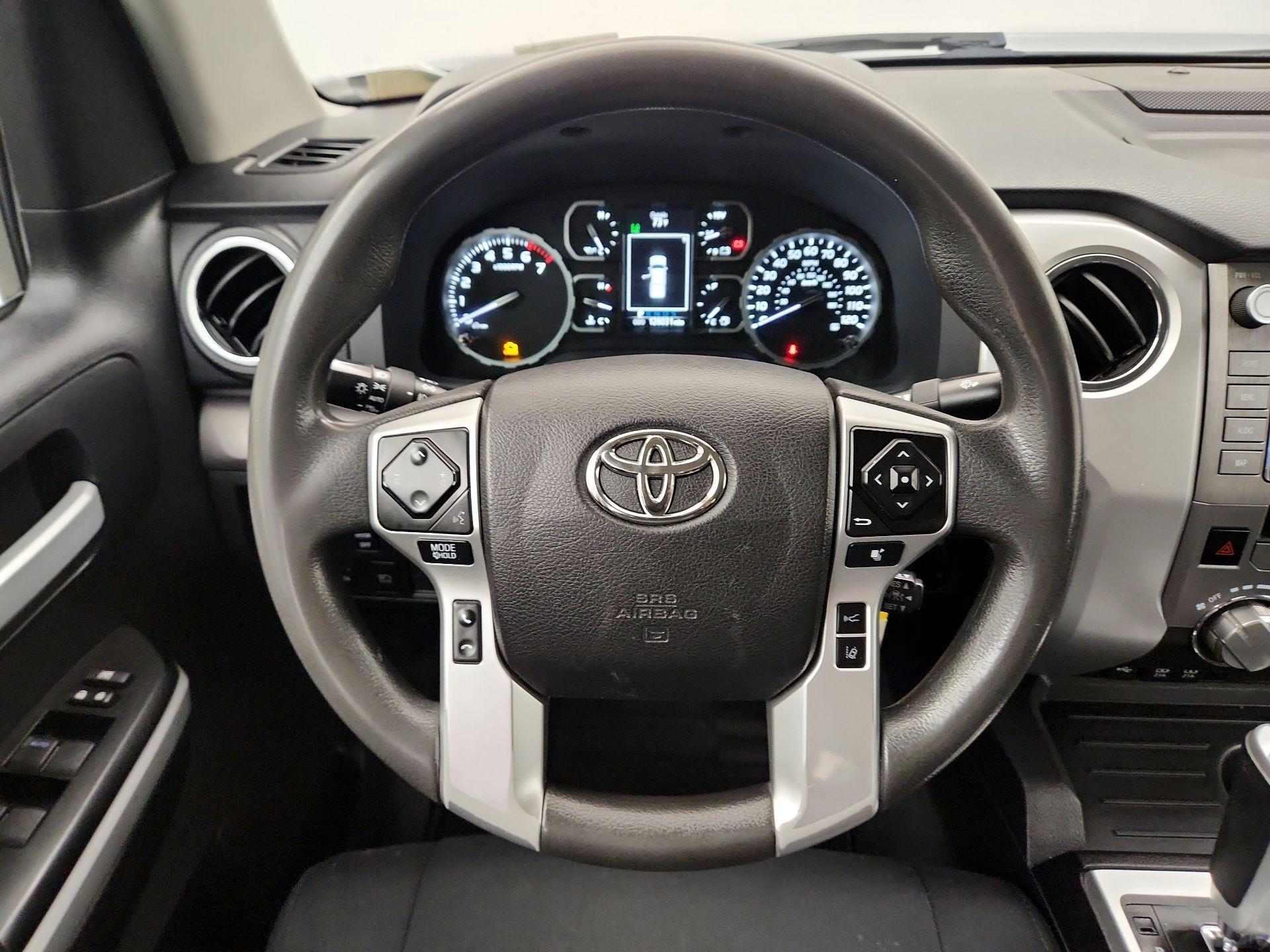 Thumbnail: 2021 Toyota Tundra - 10