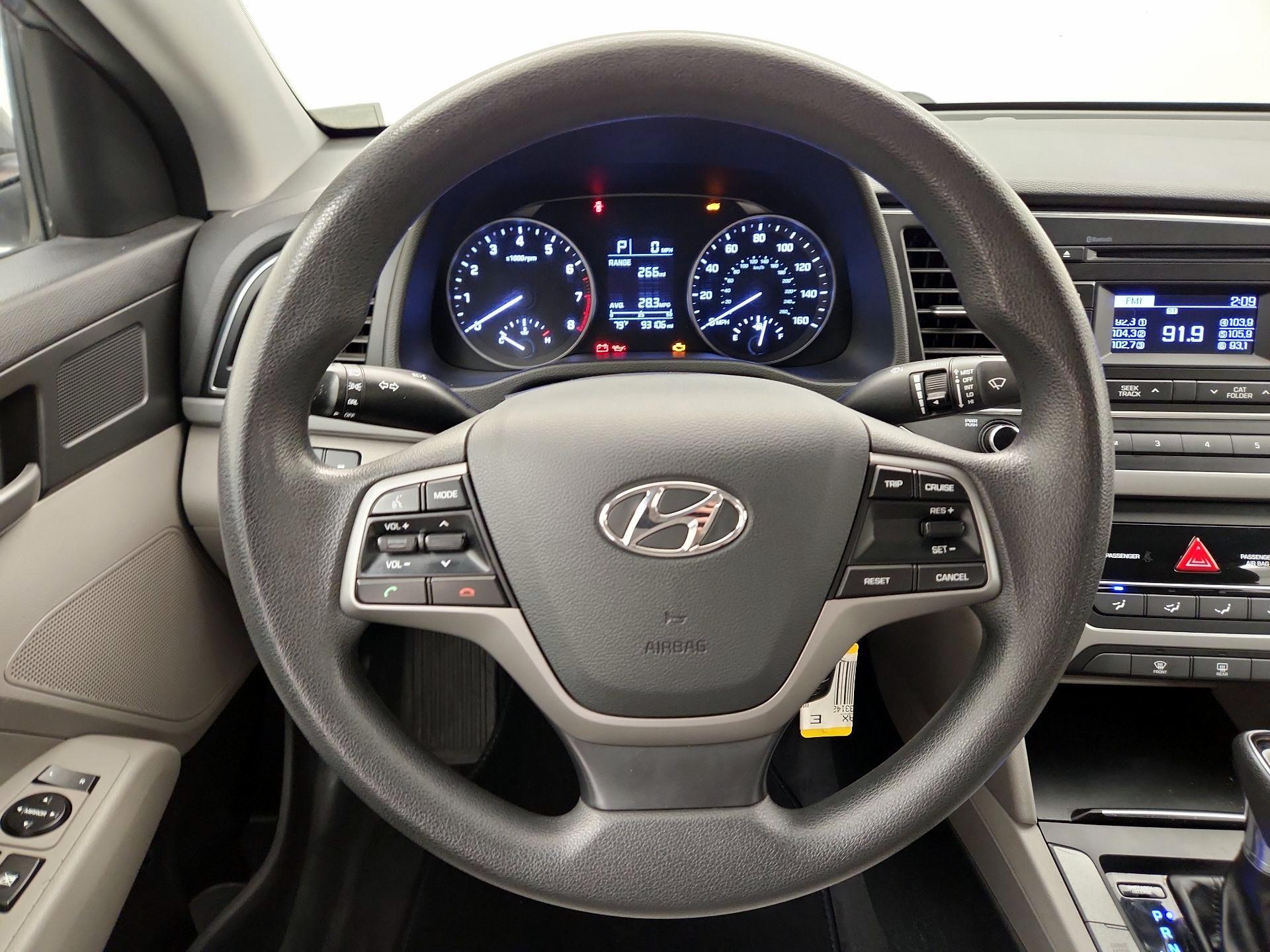 Thumbnail: 2017 Hyundai Elantra - 10
