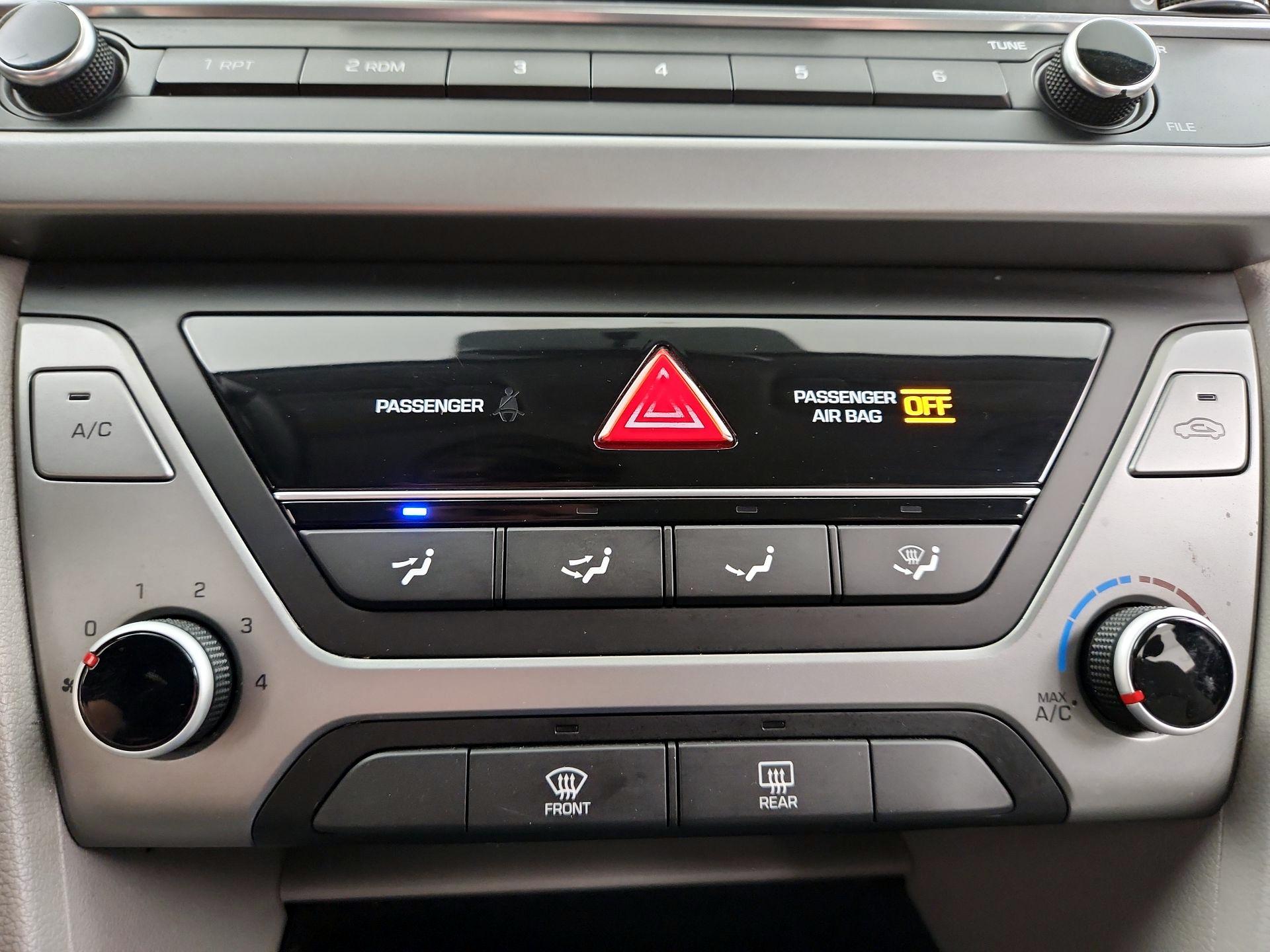 Thumbnail: 2017 Hyundai Elantra - 15