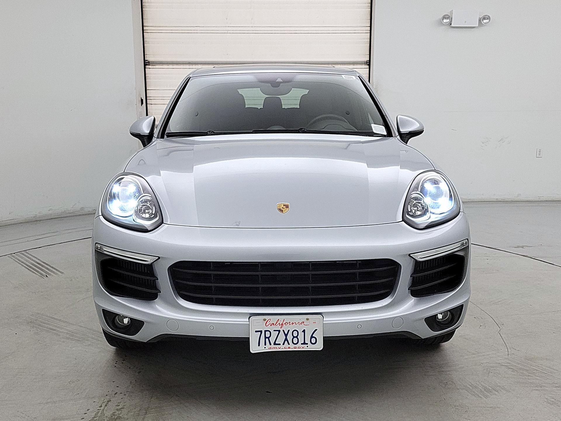 Thumbnail: 2016 Porsche Cayenne - 2