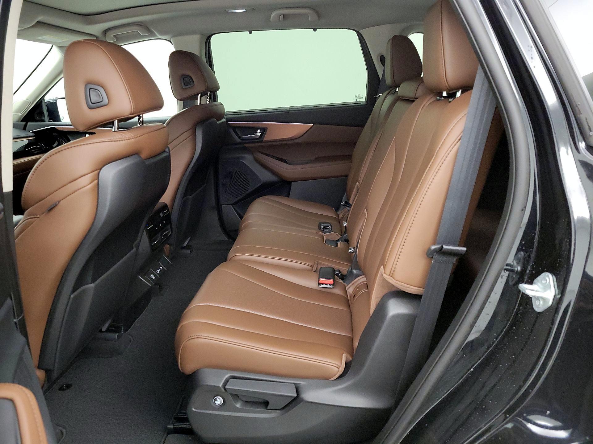 Thumbnail: 2024 Acura MDX - 19