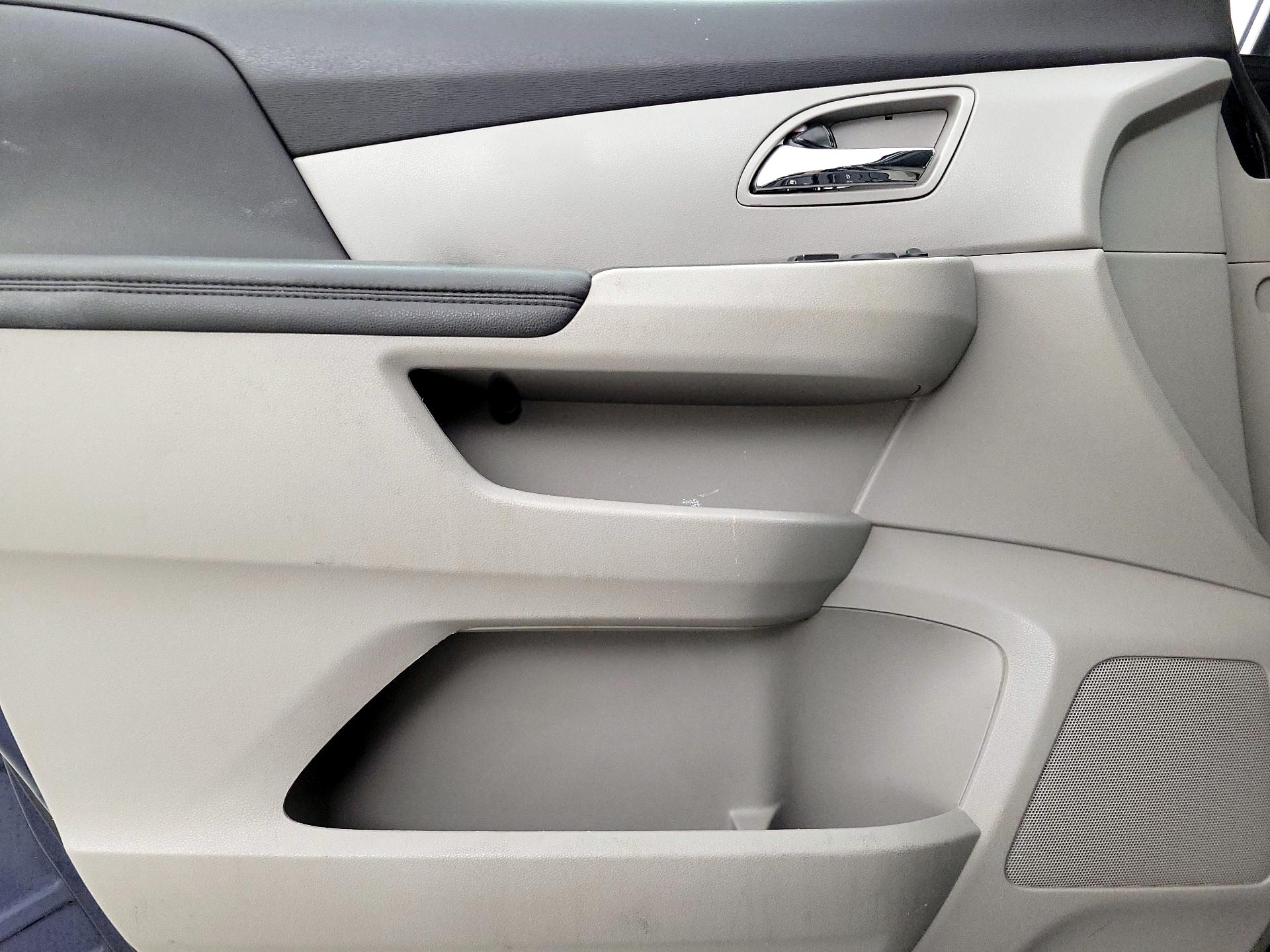 Thumbnail: 2014 Honda Odyssey - 12