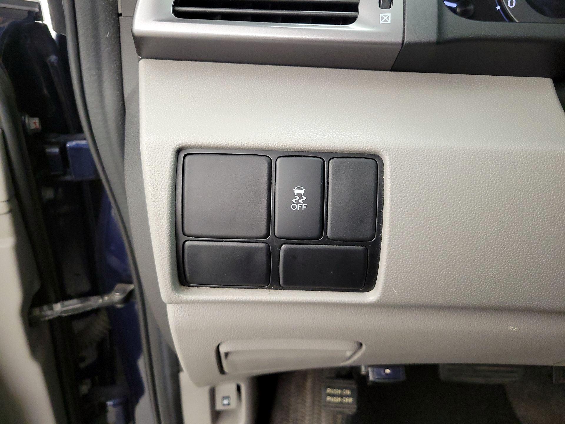 Thumbnail: 2014 Honda Odyssey - 13